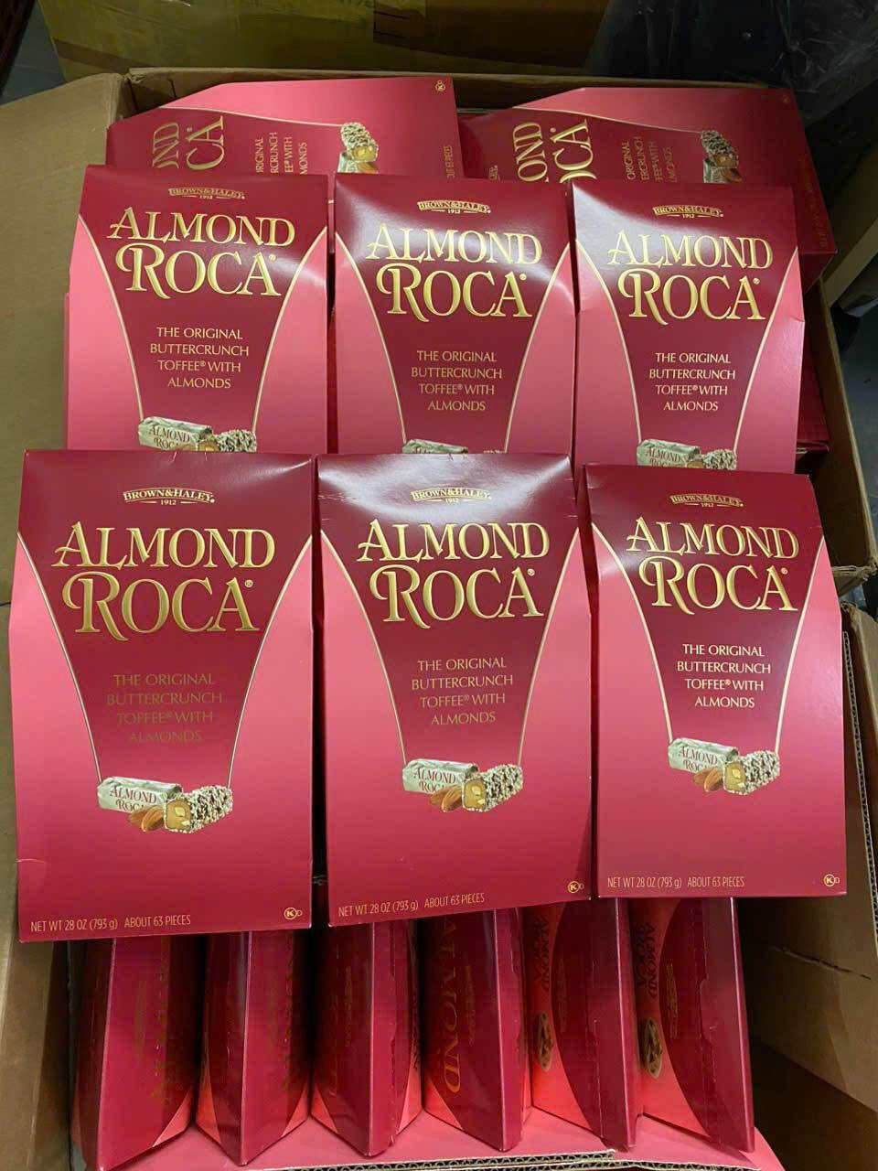 Socola Almond Roca 793g Mỹ.