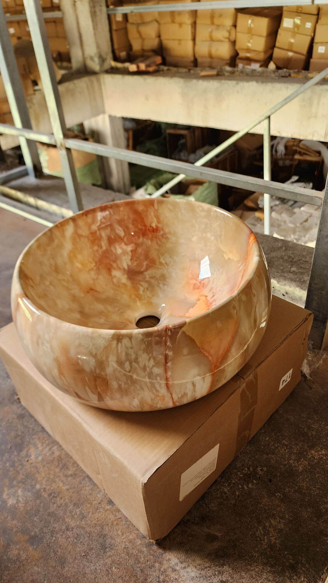 Chậu rửa mặt lavabo đặt bàn đá cao cấp C174