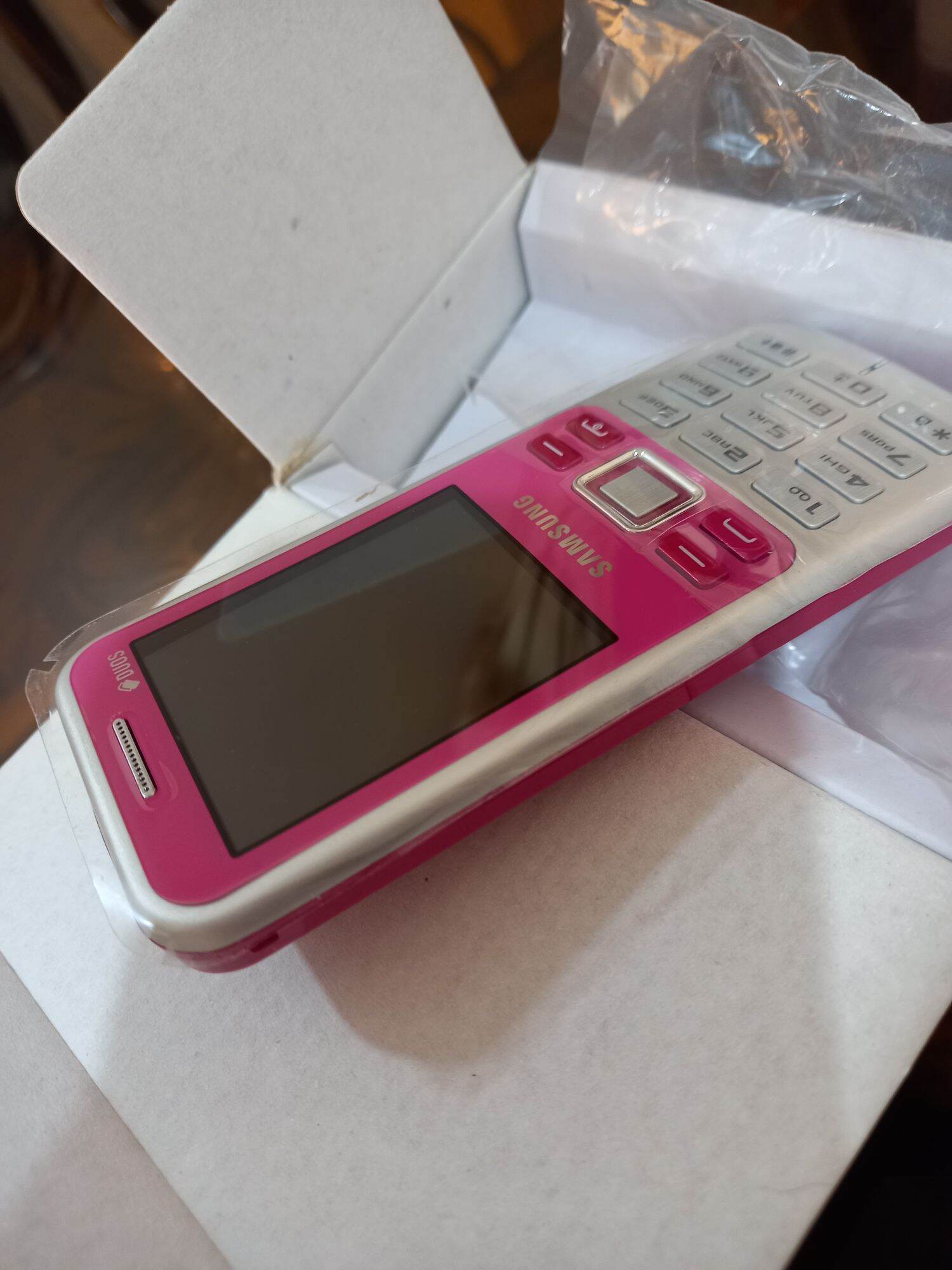 4G Samsung 3322 chính hãng (1sim)/ siêu phẩm/ tặng kèm pin & sạc