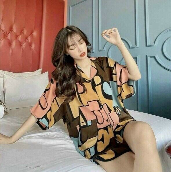 Đồ bộ đùi Satin