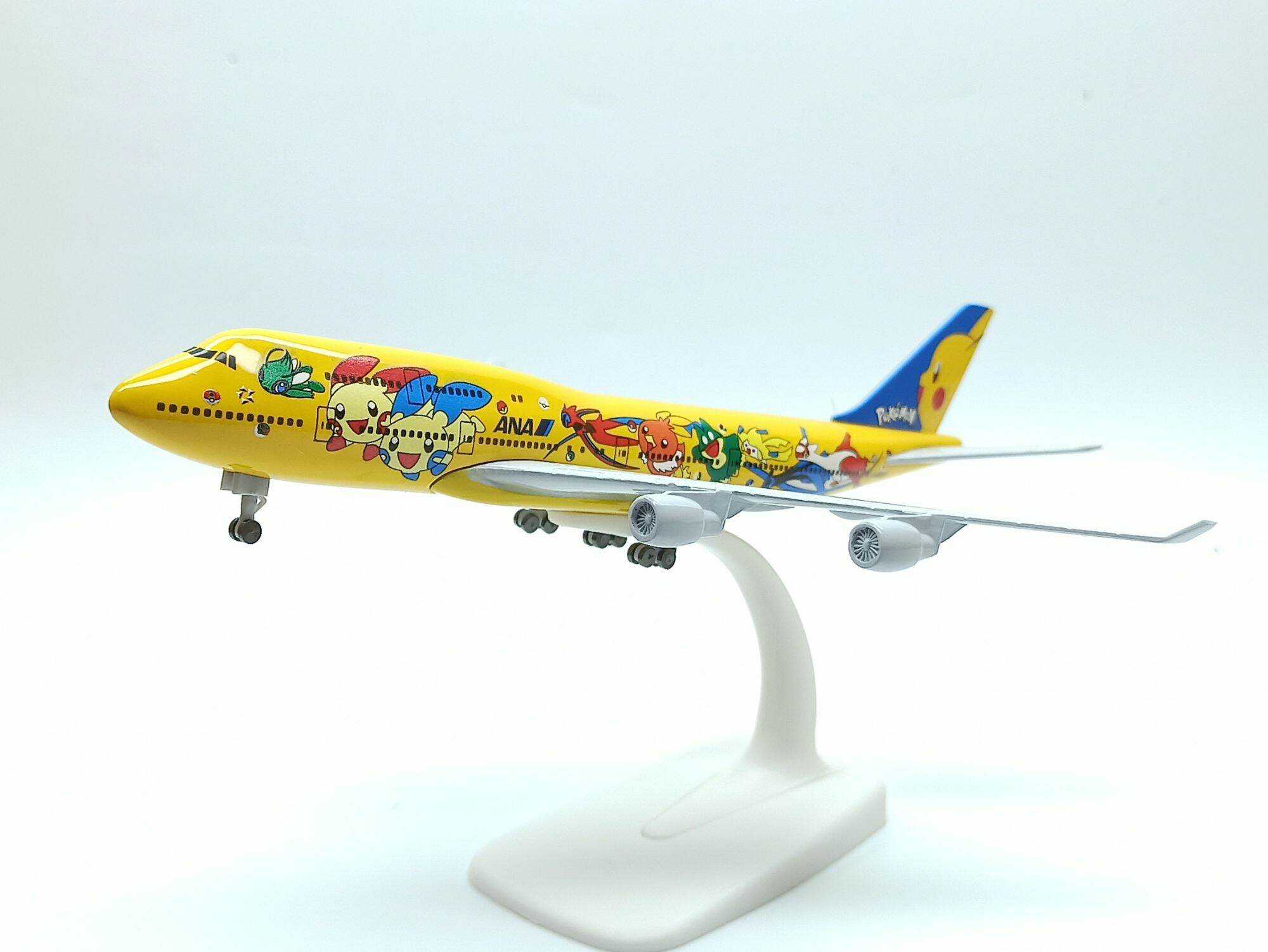 Mô hình máy bay ana pikachu boeing 747 20cm