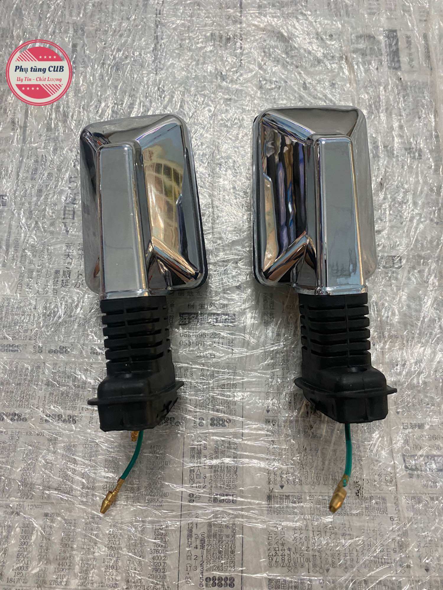 Xi nhan xe cub 82-84-DD màu khói