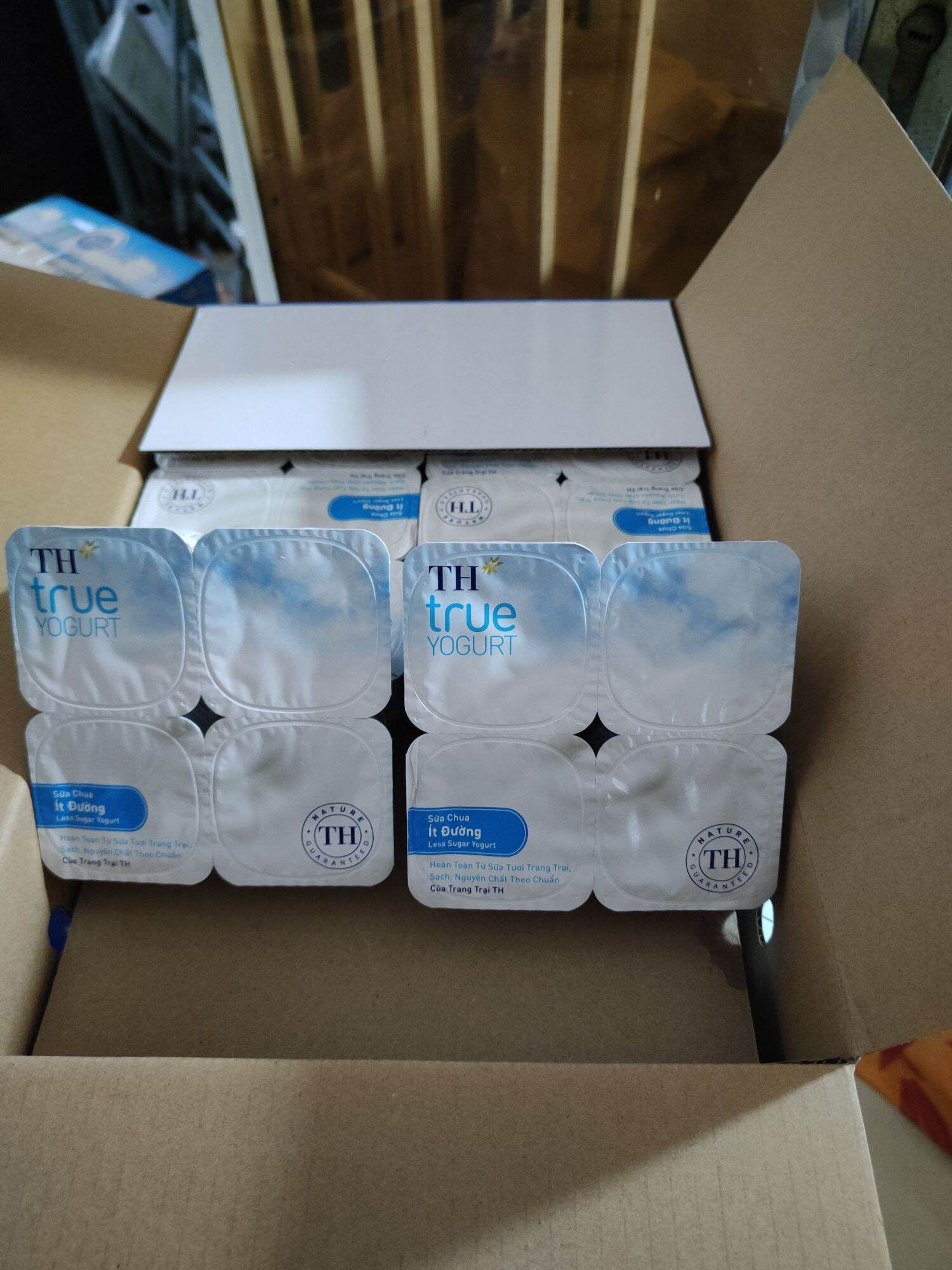 Sữa Chua ít đường TH true milk
