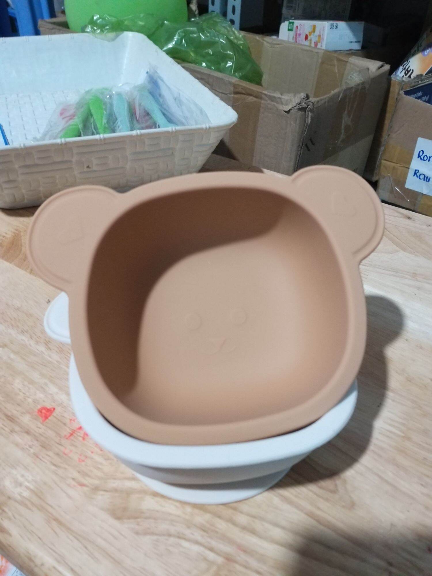 Bát + thìa ăn dặm silicon mumbebe cho bé, có đế hít chống đổ