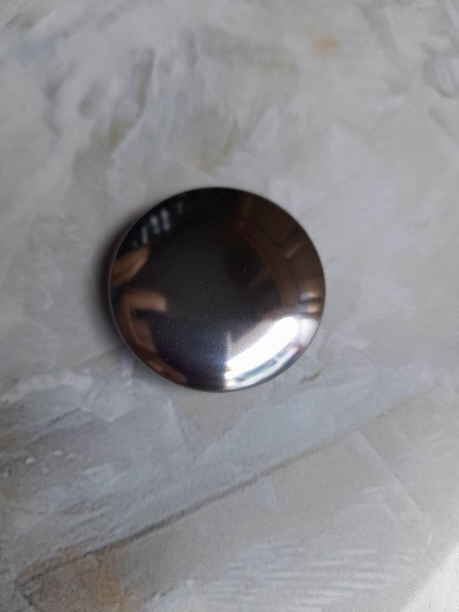 Nút đậy cate hay bọc sên Inox gắn xe Dream thái loại tốt