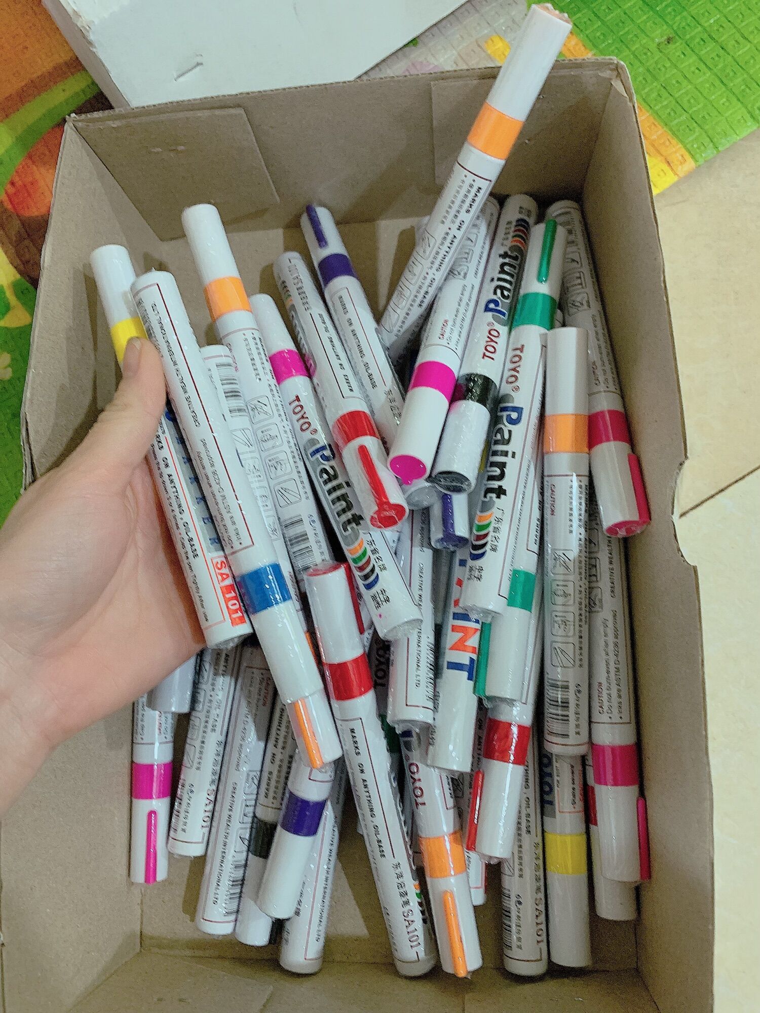 Bút Vẽ Lốp Xe