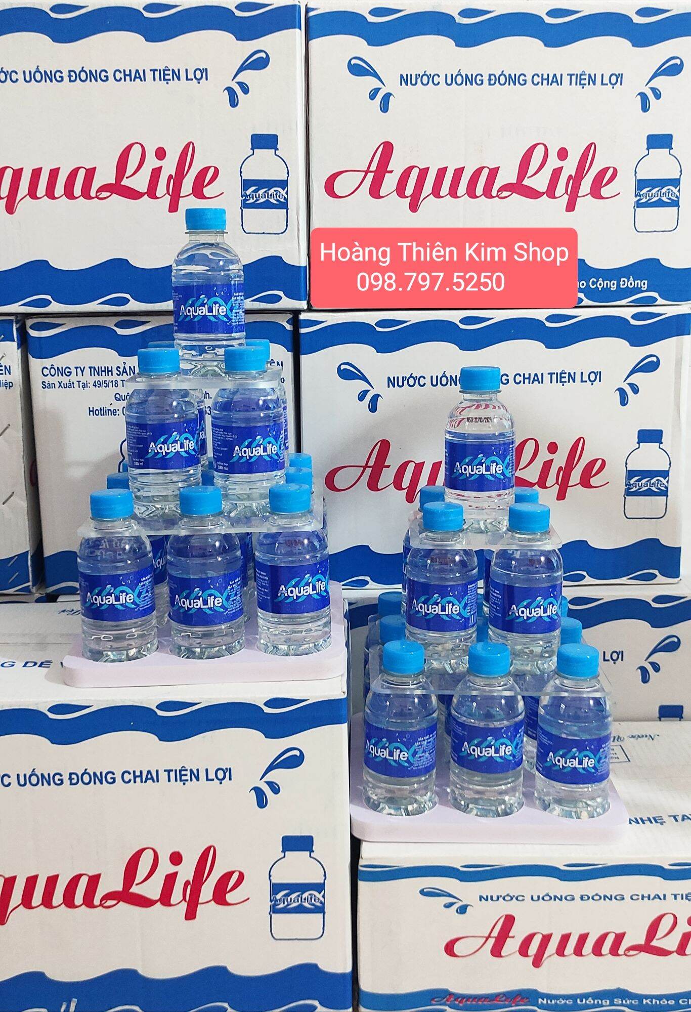 Nước suối đóng chai Aqualife loại 48 chai - chai 250ml. Trên 2 thùng LH Shop nhé.