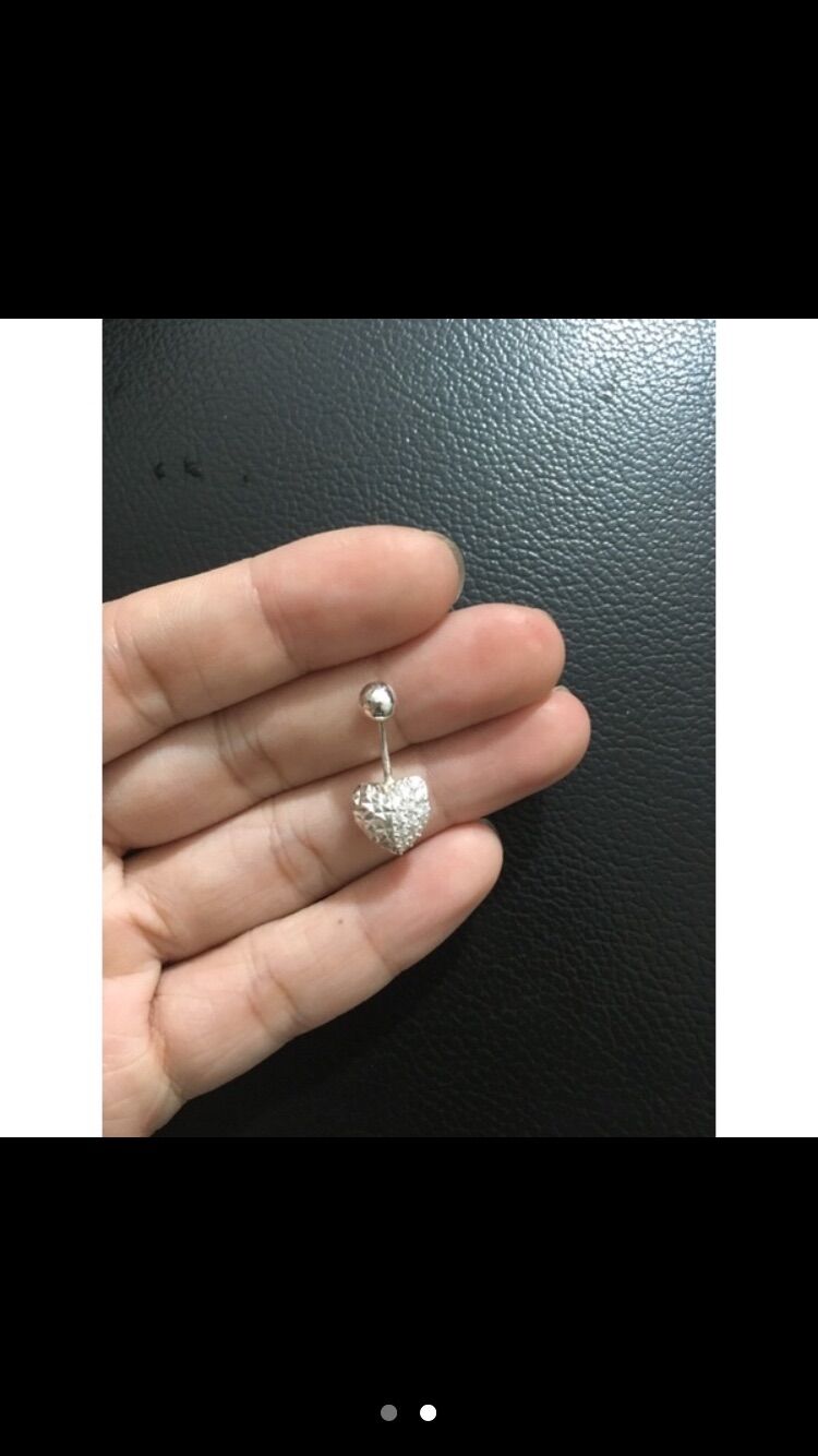 Khuyên rốn bạc chuẩn