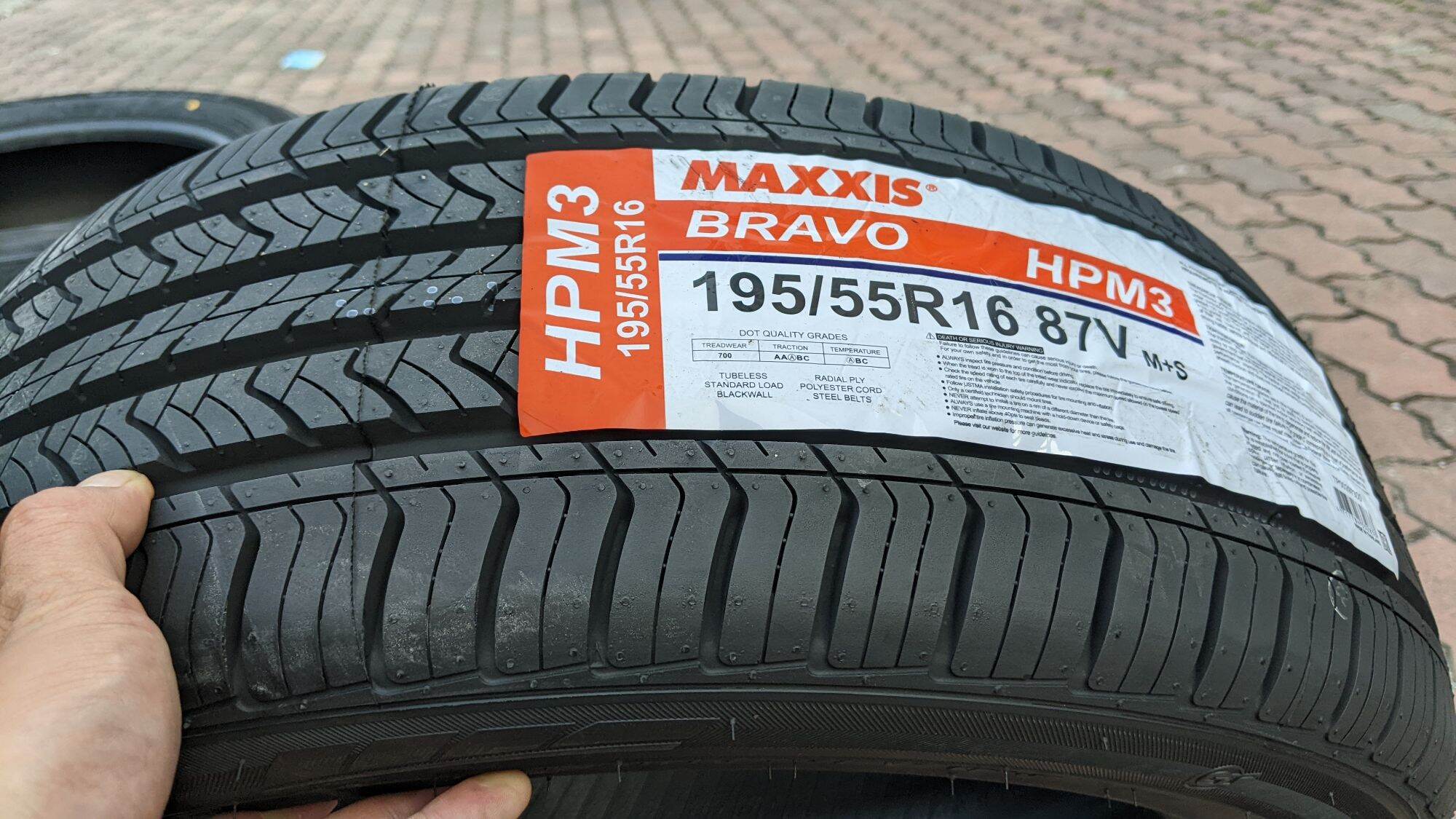 Lốp 195/55R16 87V Maxxis HP-M3