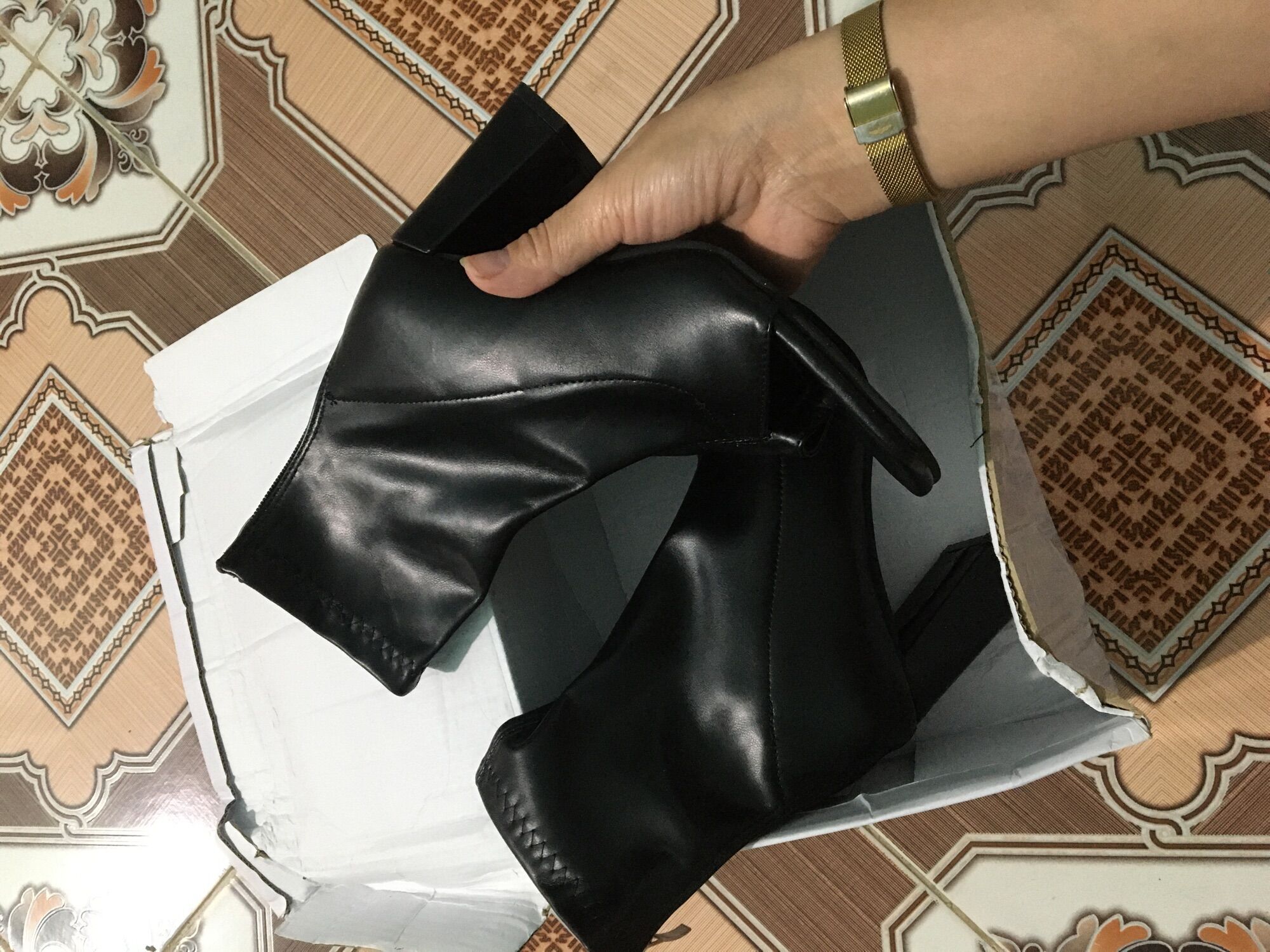 Boot nữ da lì hở ngón 7p BV568