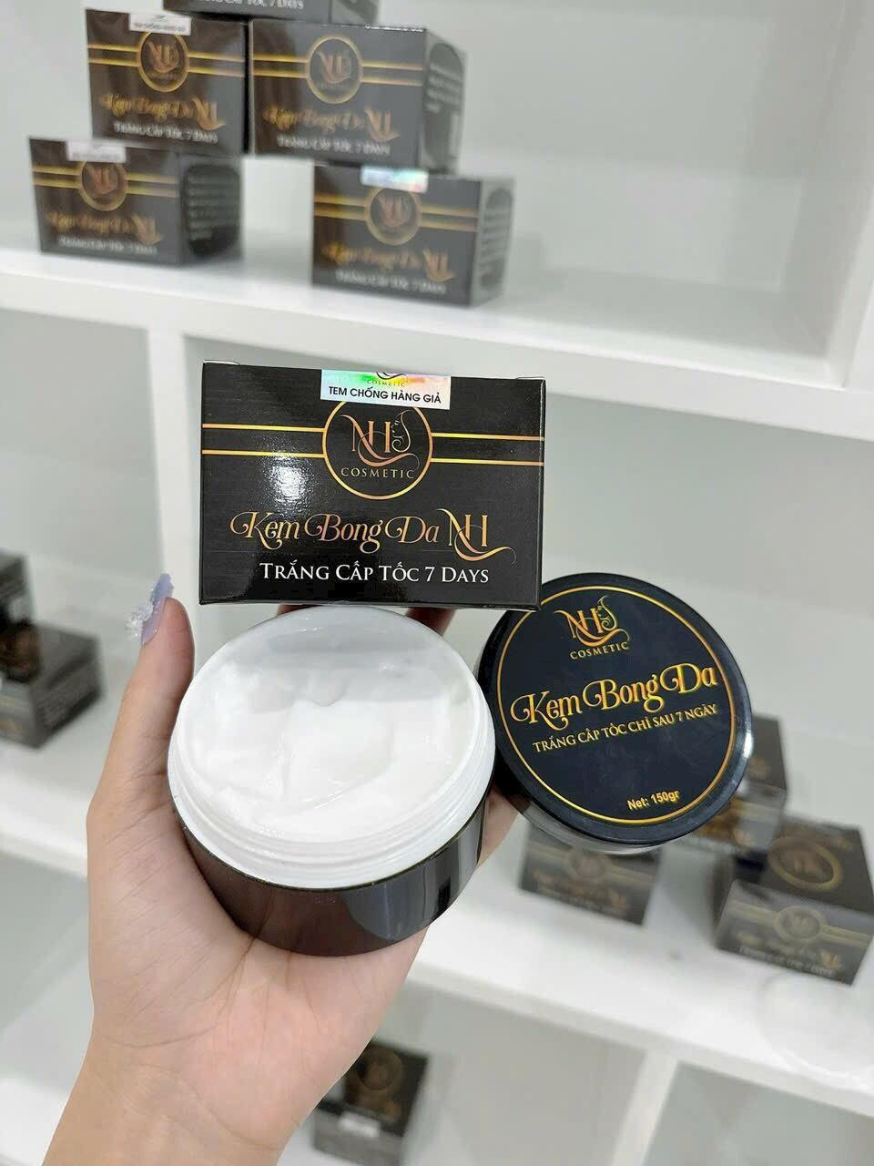 KEM BODY BONG DA TÁI TẠO NH COSMETIC hủ 150g