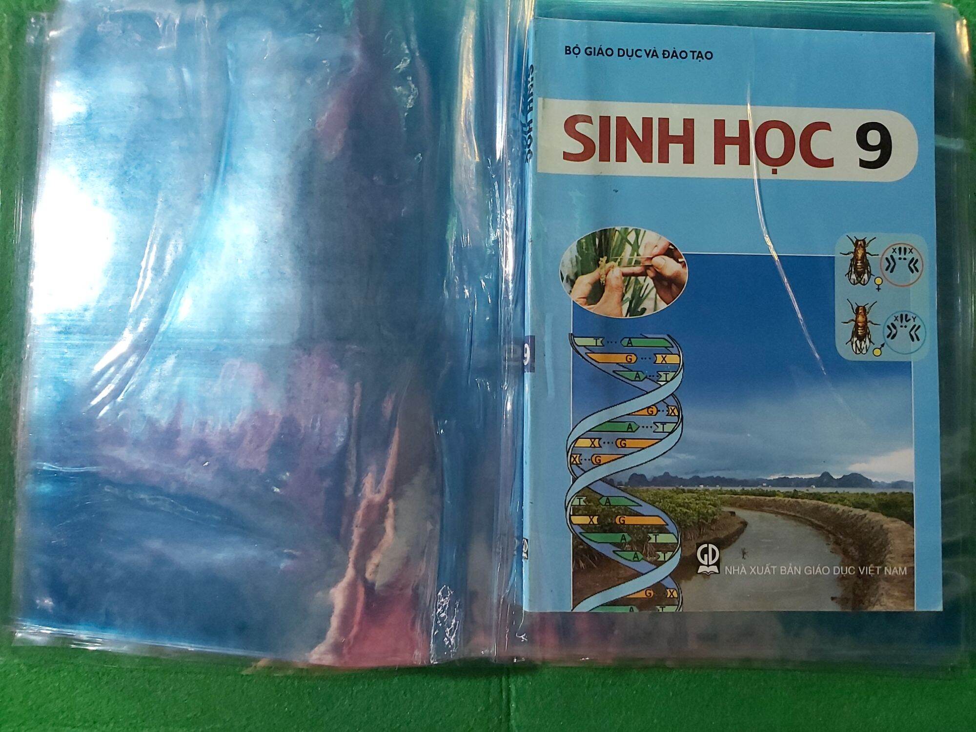 Dịch vụ đóng sách, bọc bìa bộ sách giáo khoa lớp 9 gồm 12 cuốn bằng bìa plastic cao cấp dẻo trong suốt