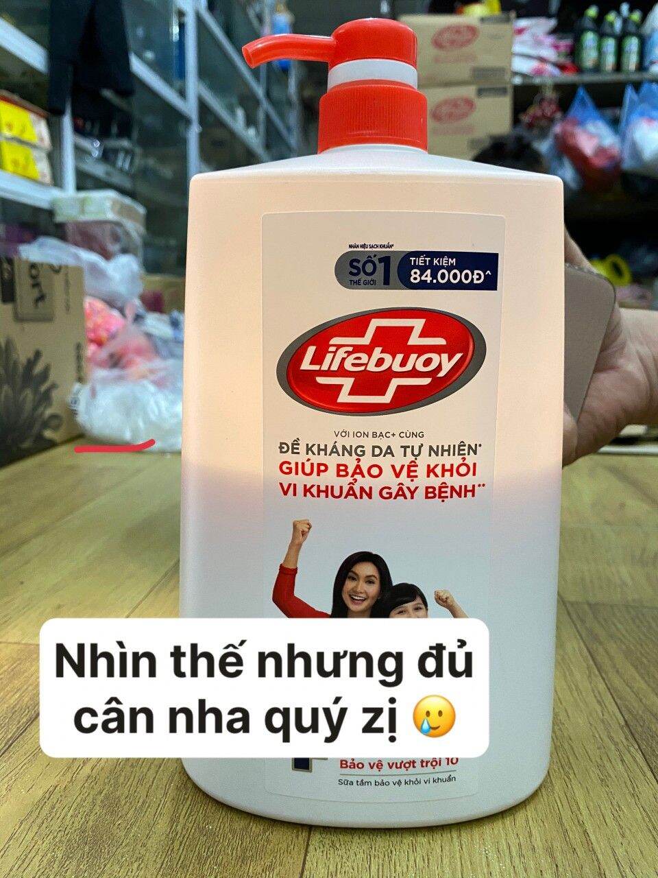 Sữa tắm lifebuoy 1,1kg ( có sẵn 2 màu )