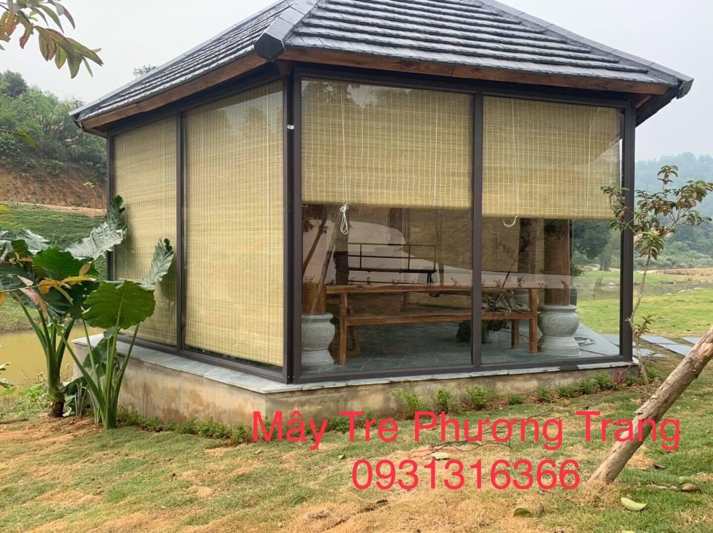 Mành trúc xanh che nắng mưa ban công cửa sổ bền đẹp có dây kéo lên xuống