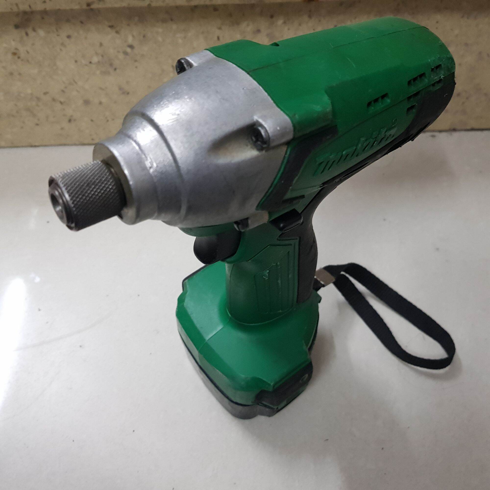 Máy bắn vít Makita M694D nội địa Nhật đời cao