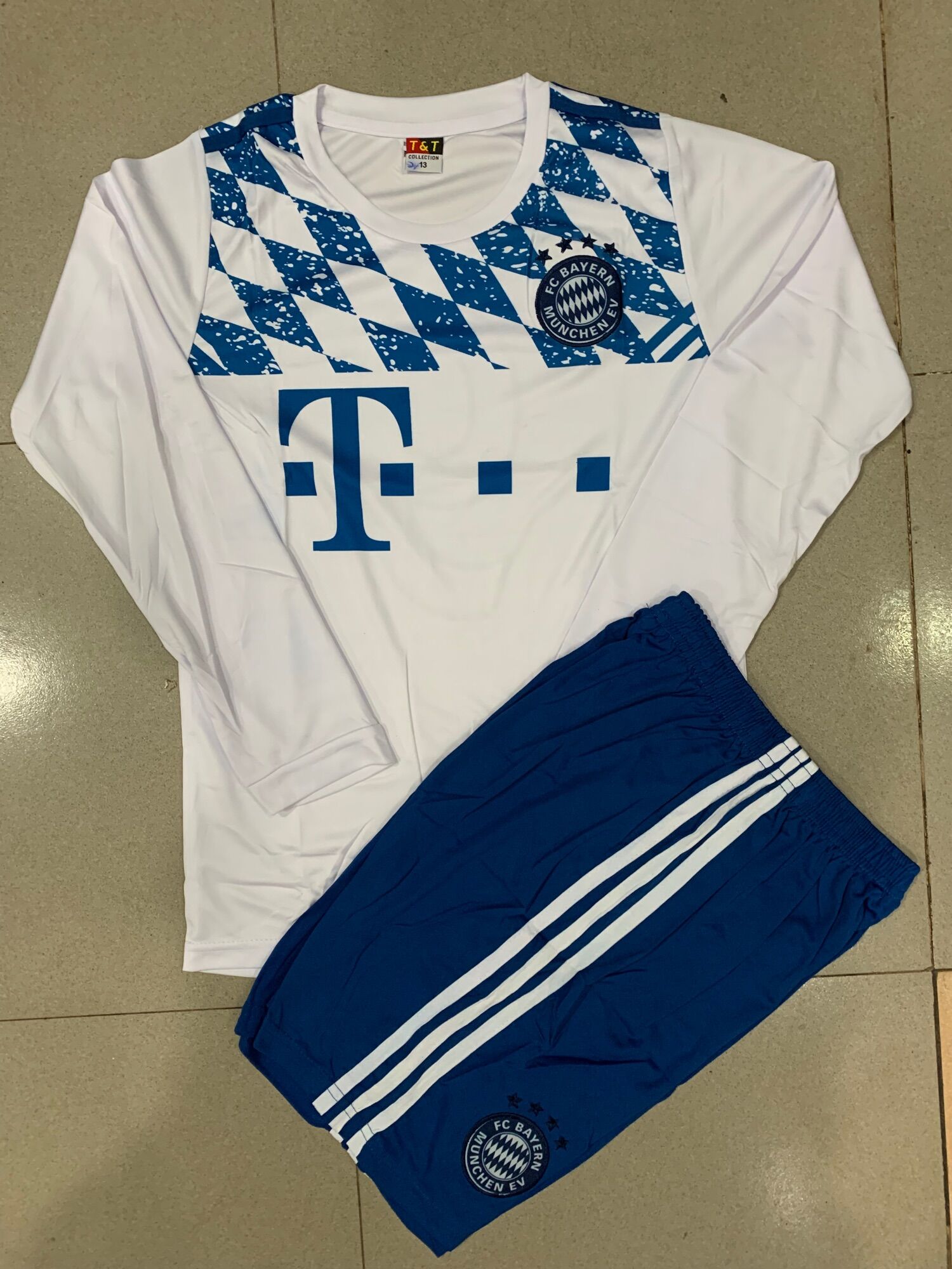 Đồ đá banh tay dài fc bayern mới size 11-15