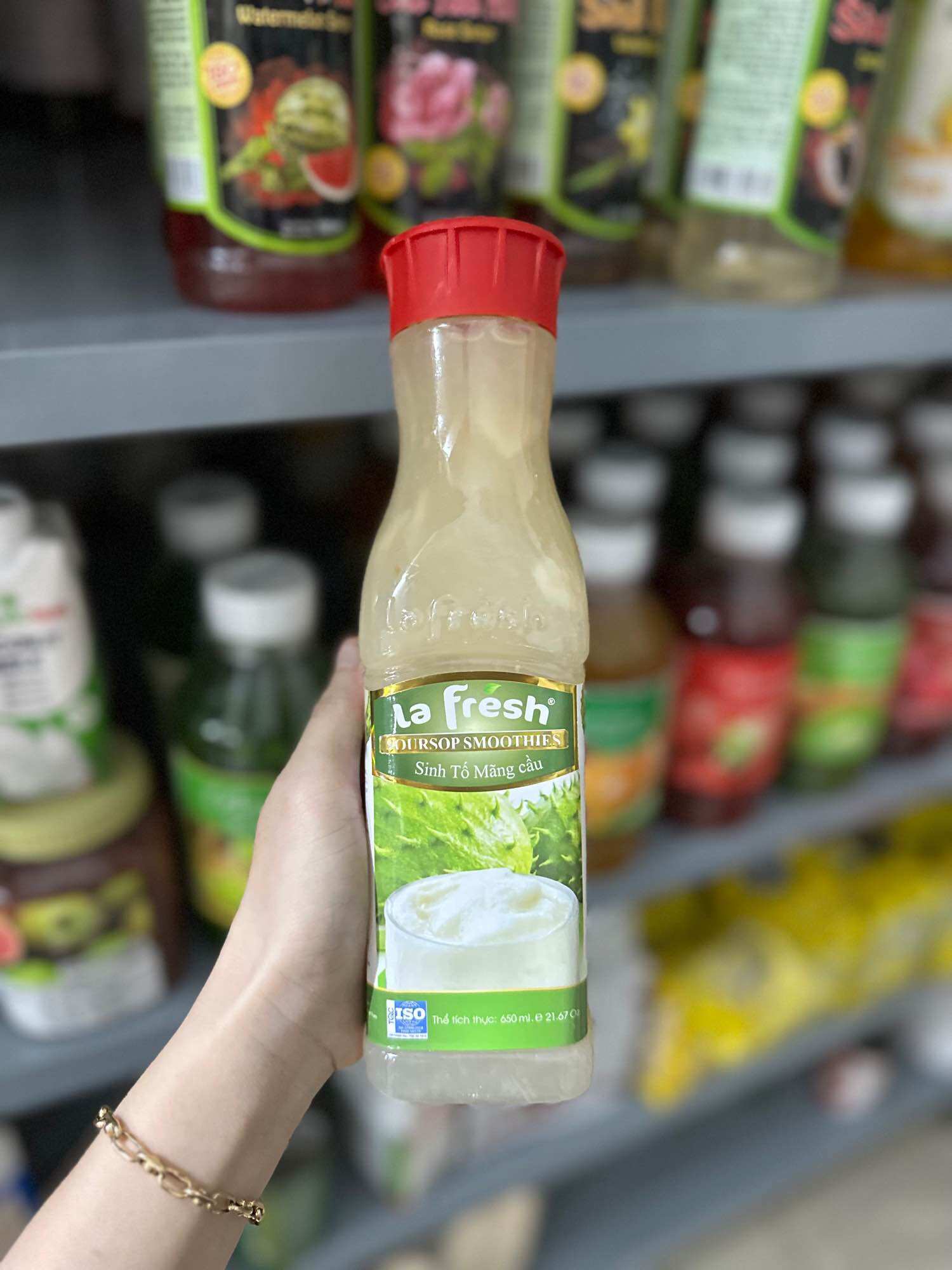 Sinh tố Mãng Cầu La Fresh chai 650ml