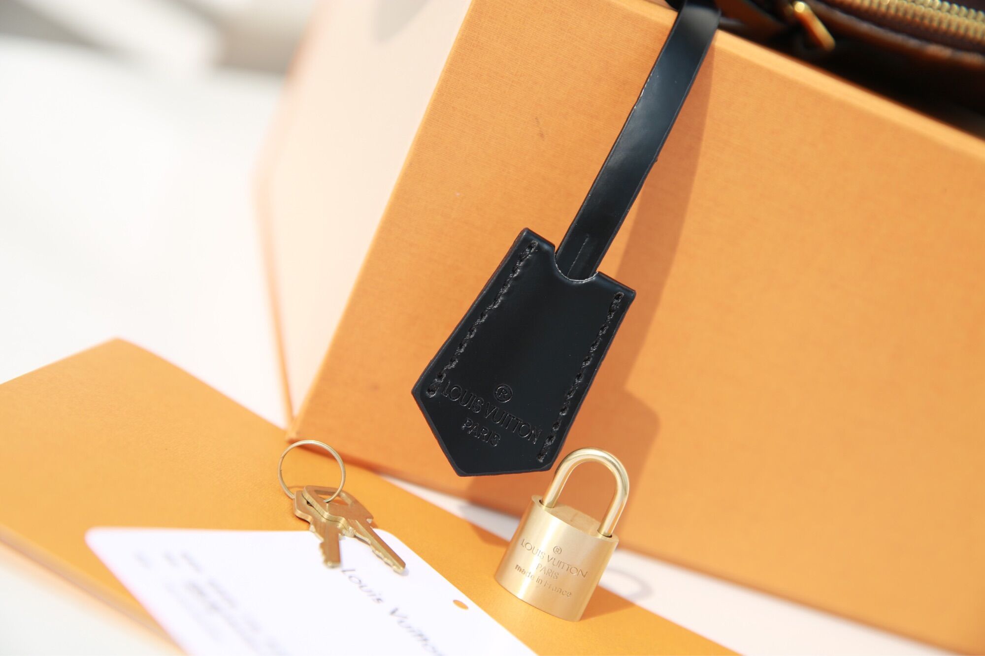 Túi xách nữ CHẤT DA THẬT size 25 ALMA SPSL BB hàng không box