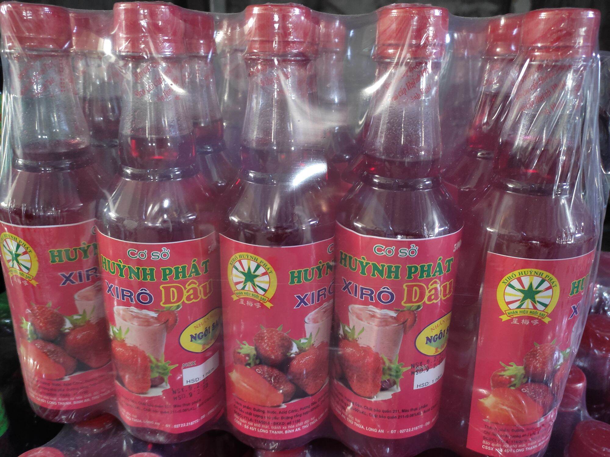 Siro dâu Huỳnh Phát chai 500ml