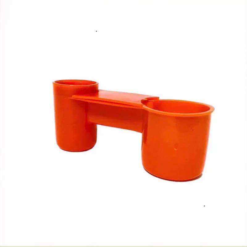 Cóng uống nước c2 cho chim, gà