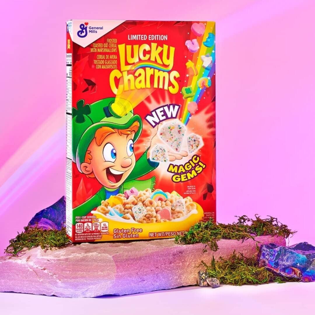 Ngũ Cốc Ăn Sáng Cho Trẻ Em Với Sữa Lucky Charm Cereal 297g Mỹ