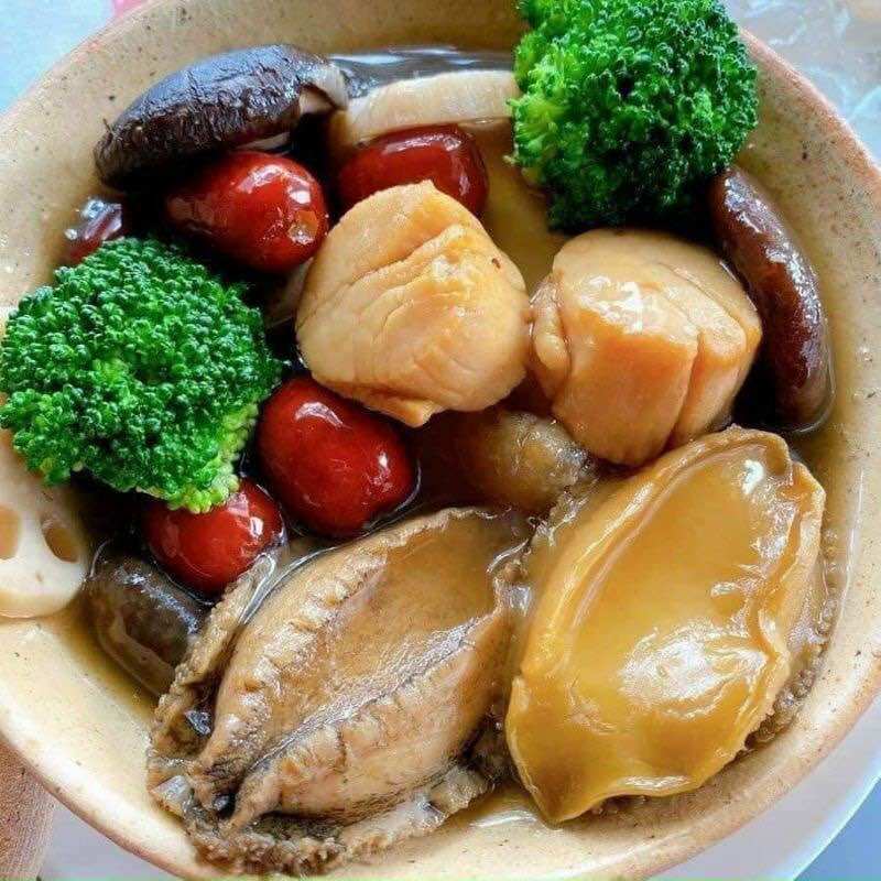 Bào ngư đóng hộp 4 con (date 2025)