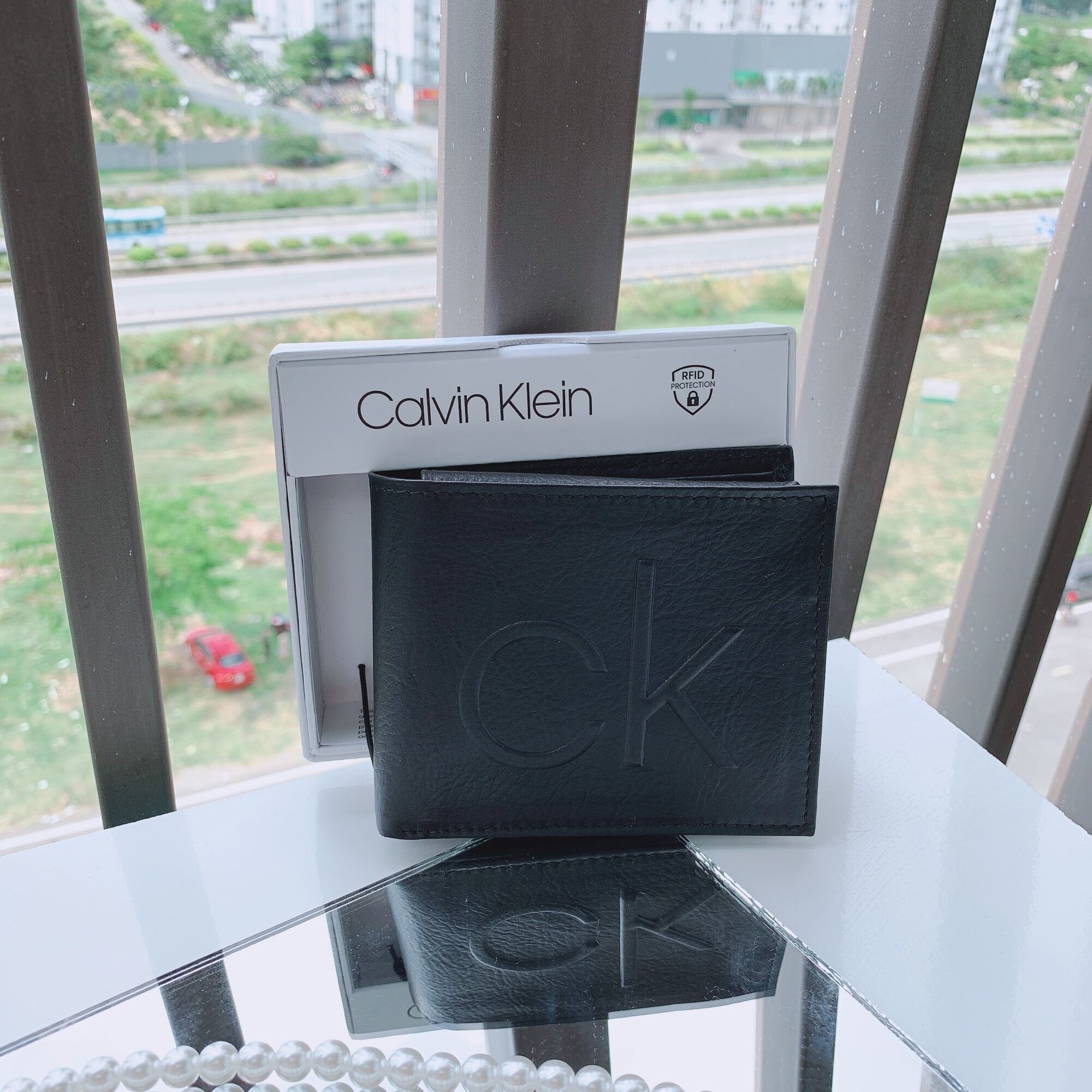 Ví Nam Chính Hãng Calvin Klein màu đen