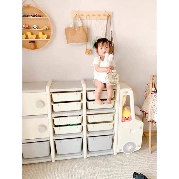 Kệ ô tô đựng đồ chơi cho bé