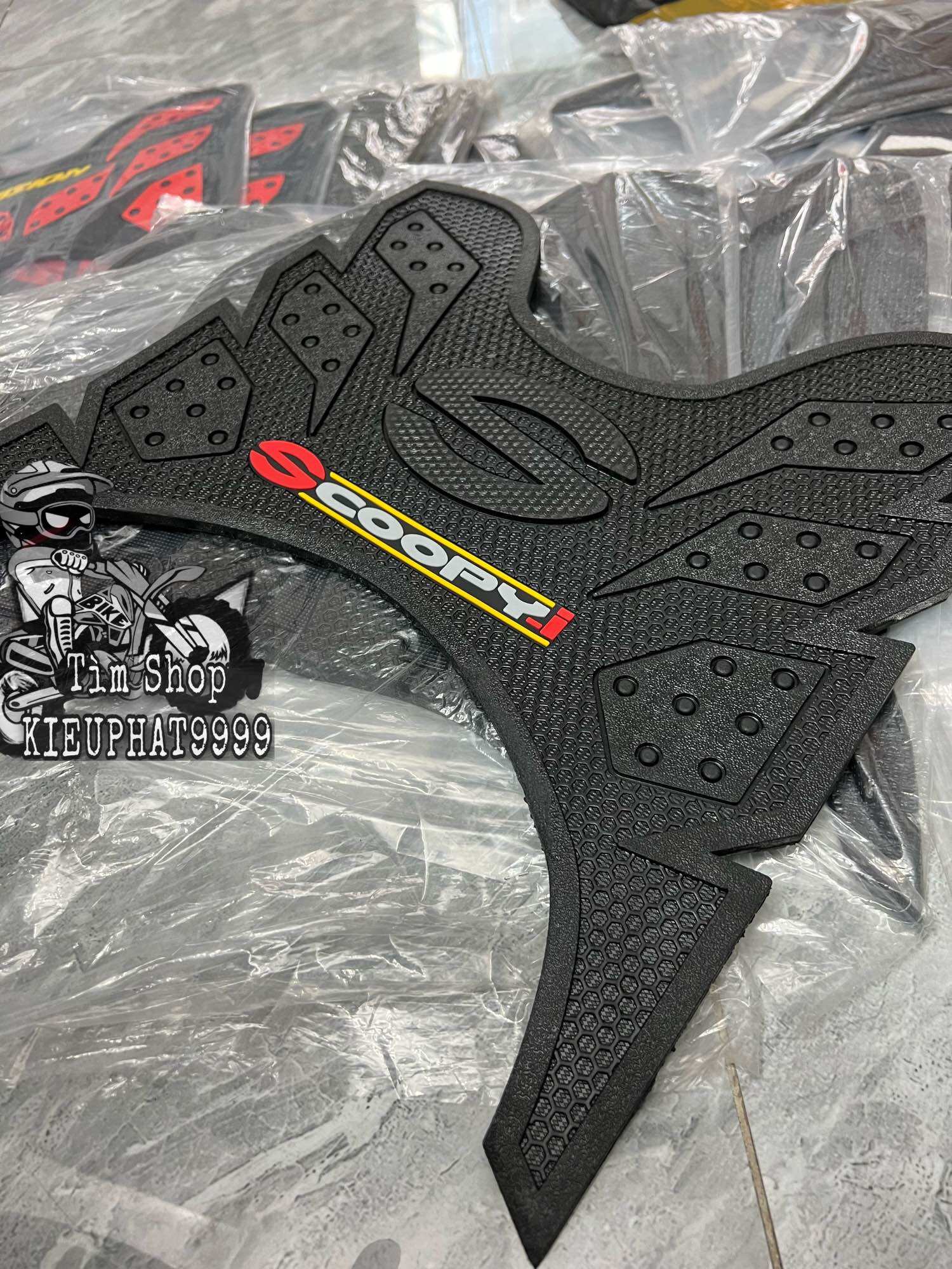 Thảm lót chân xe SCoopy Kiểu indo dày