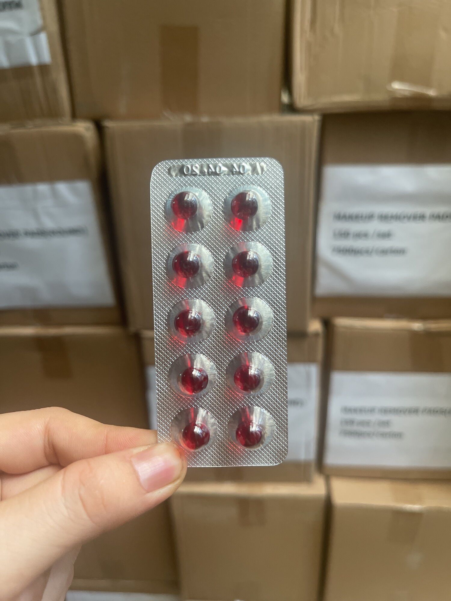 Vitamin E đỏ Nga 270mg hộp 20 viên