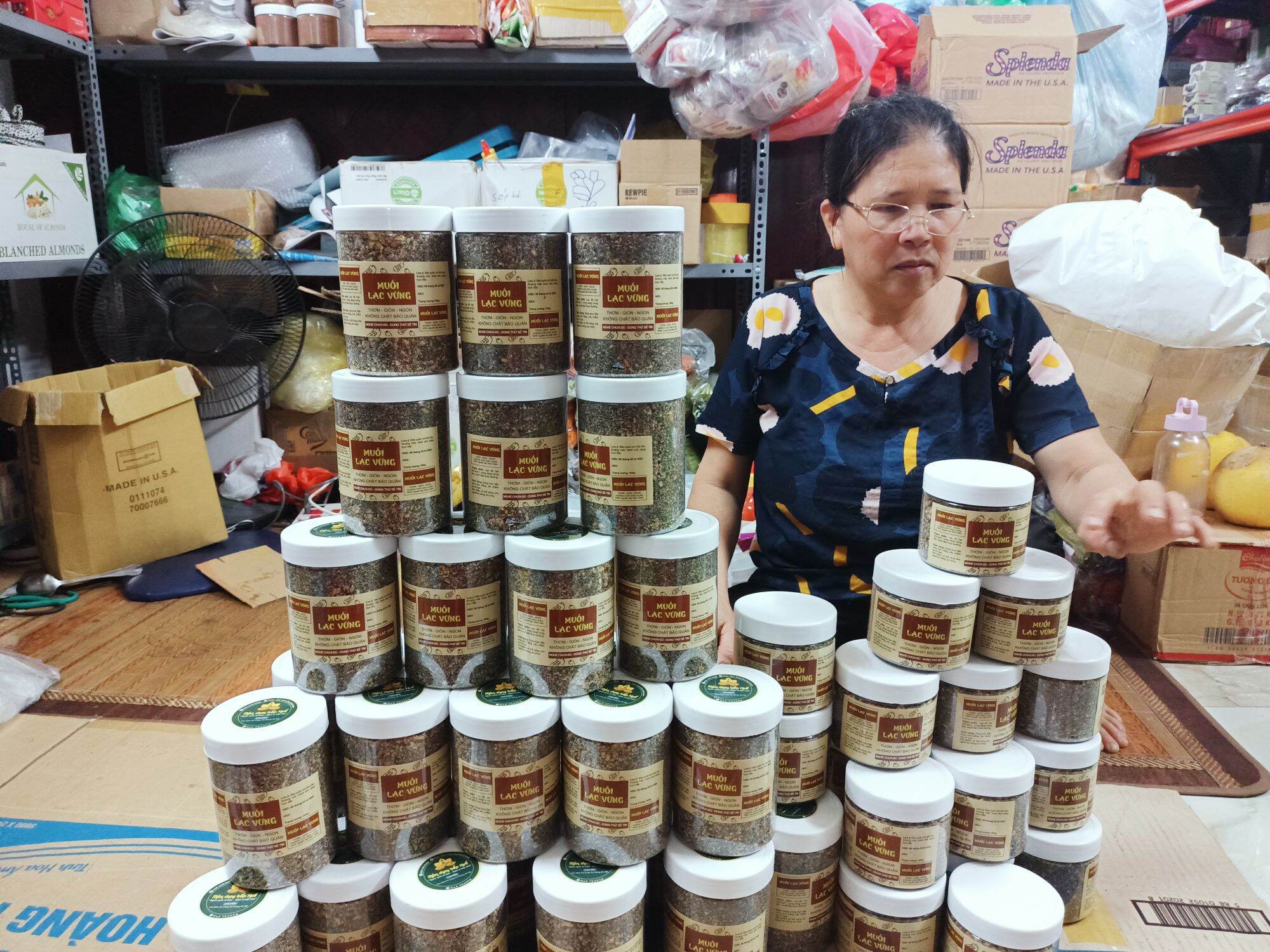 1kg muối lạc vừng thơm ngon(Lạc đỏ vừng đen)
