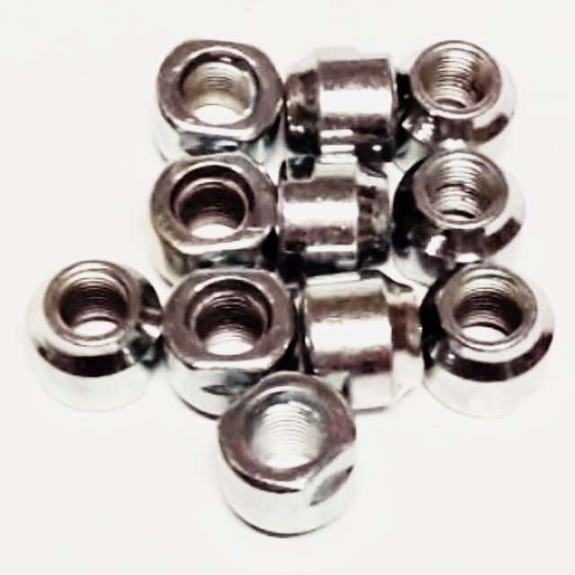 Ốc col đùm xe đạp xi - 8ly x 10.con....