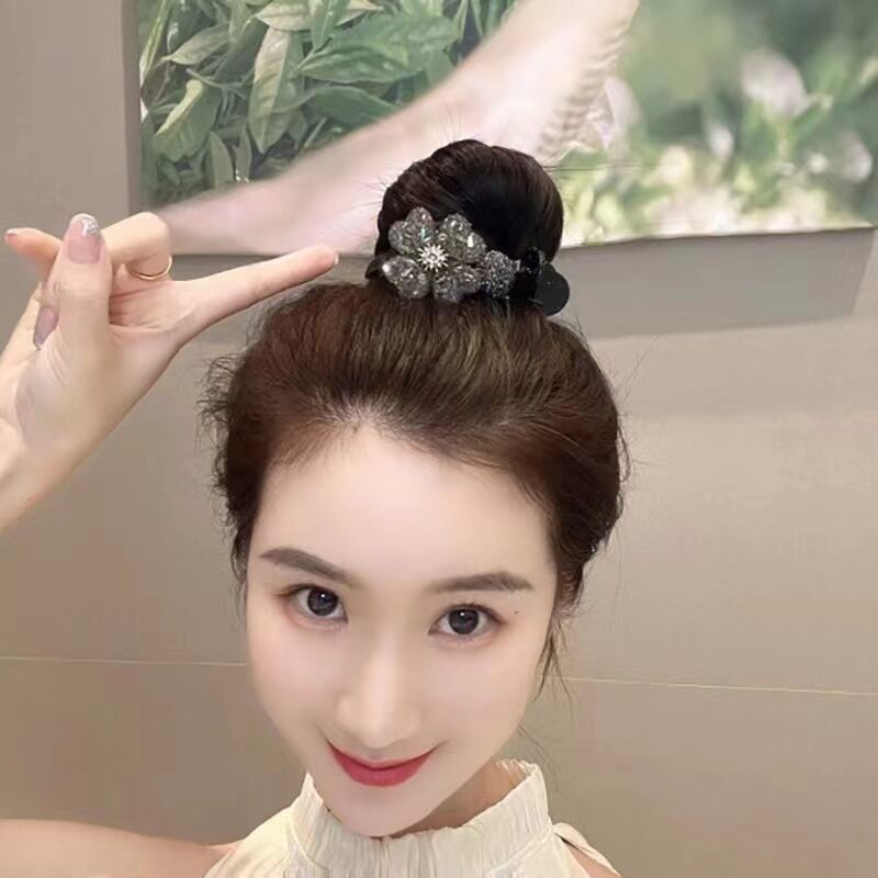 Kẹp càng cua bới tóc củ tỏi