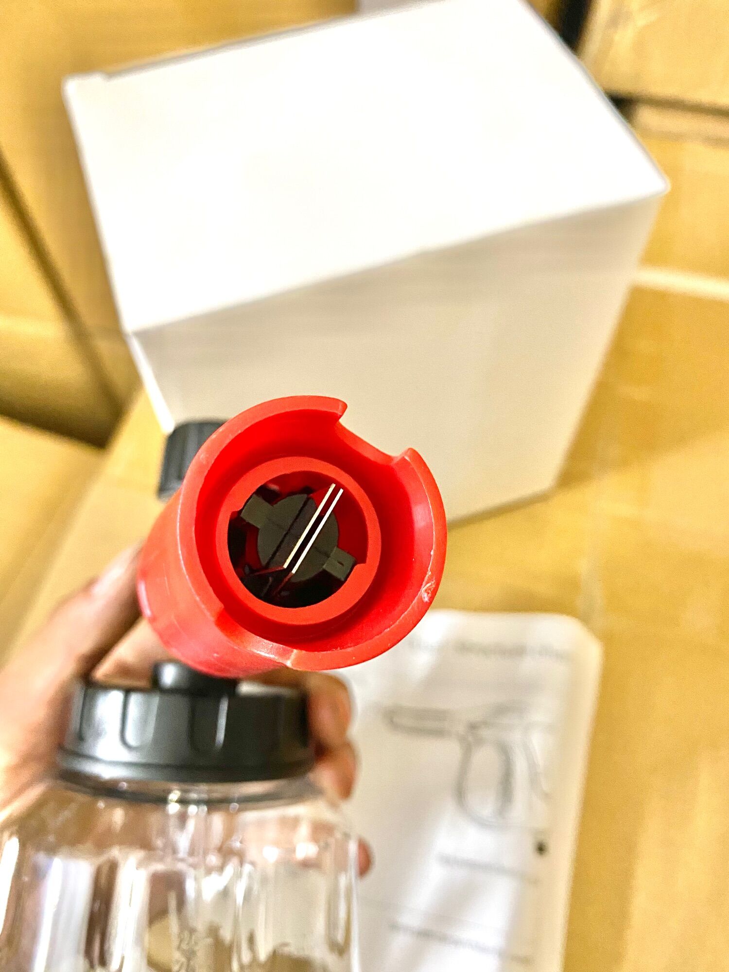 Bình phun bọt tuyết gắn súng rửa xe. Bình 1 lít