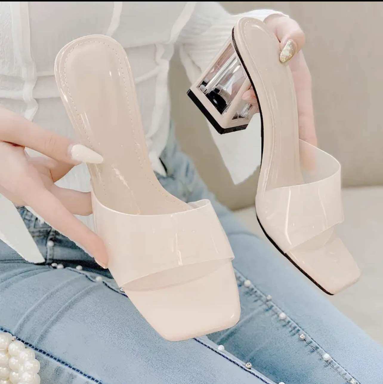 Dép nữ kiểu mới , quai ngang trong , gót 6p