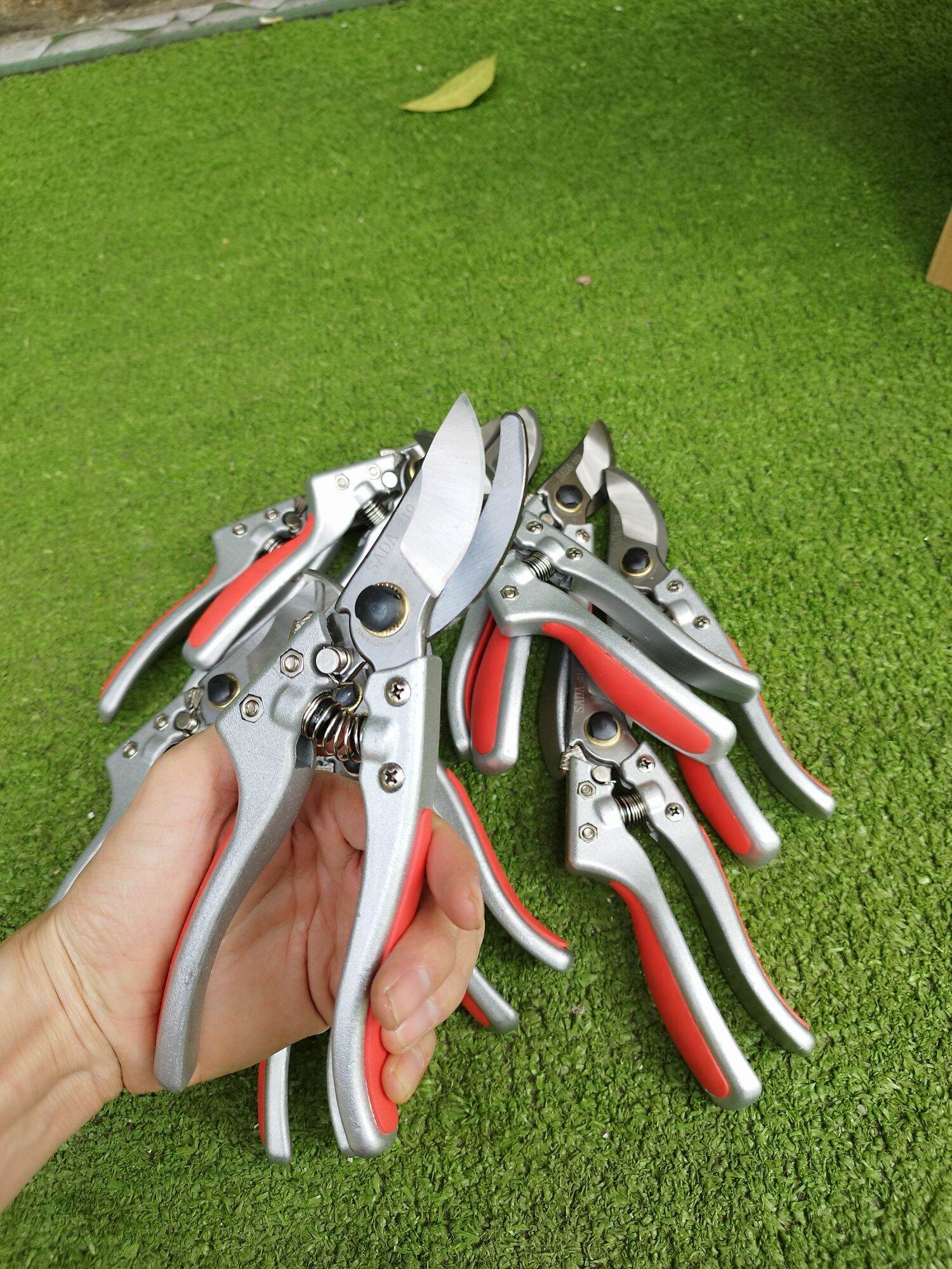 kéo cắt cành hàng bãi nhật mới 95%