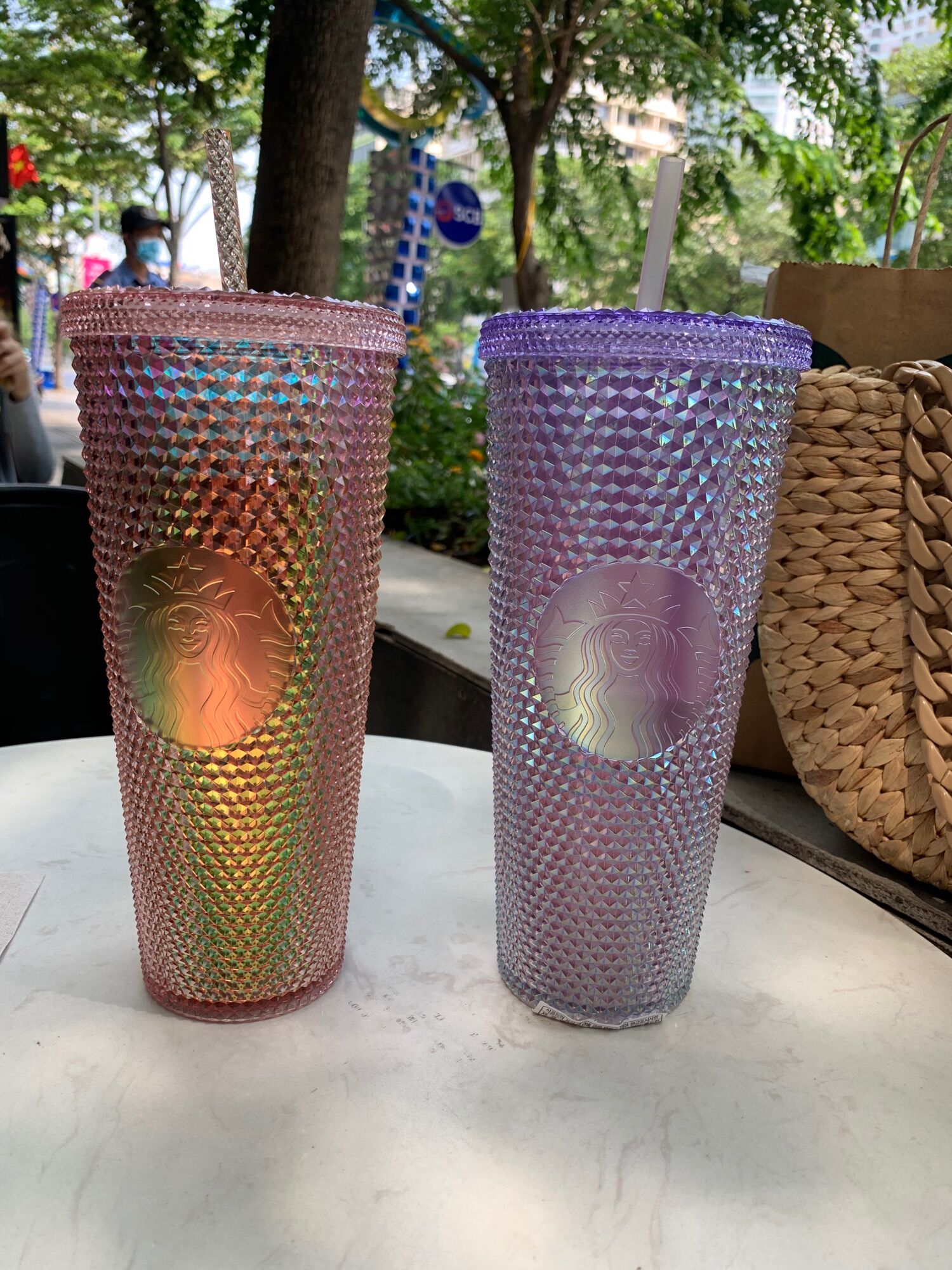 LY STARBUCKS STUDDED TÍM KOREA MÙA SAKURA 24oz