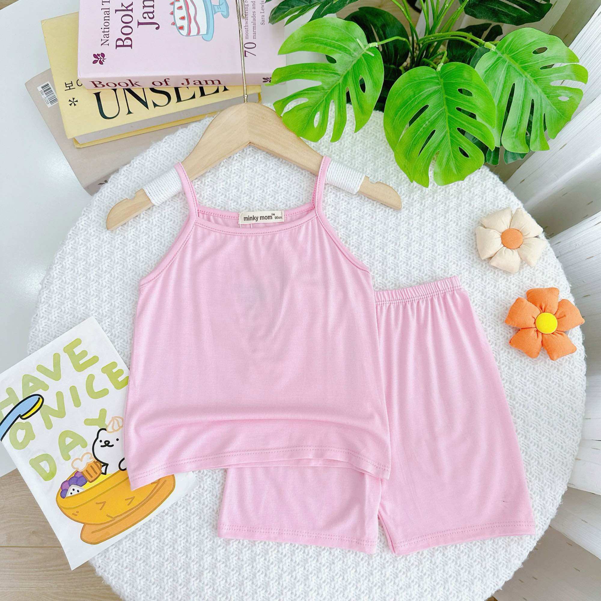 NT166 Bộ hai dây thun lạnh Minky Mom màu trơn cho bé gái
