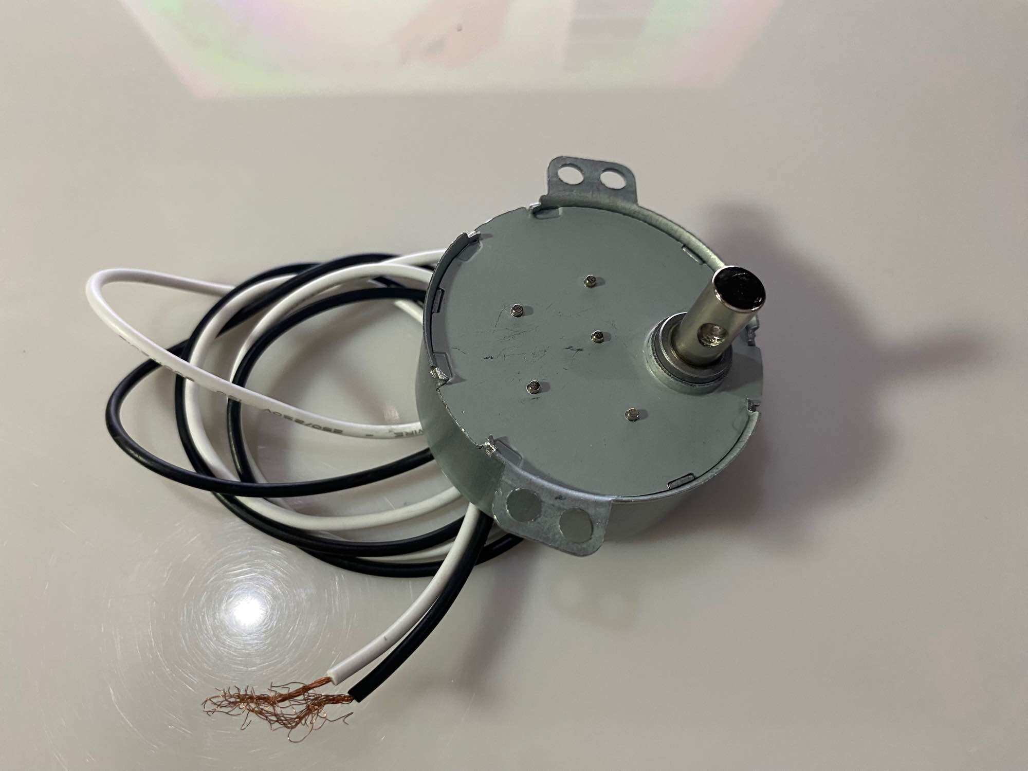 Motor đảo chiều quạt 220v.