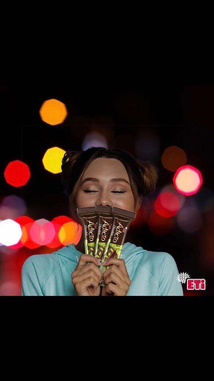 ETi - ADICTO socola hạt dẻ cười 😁