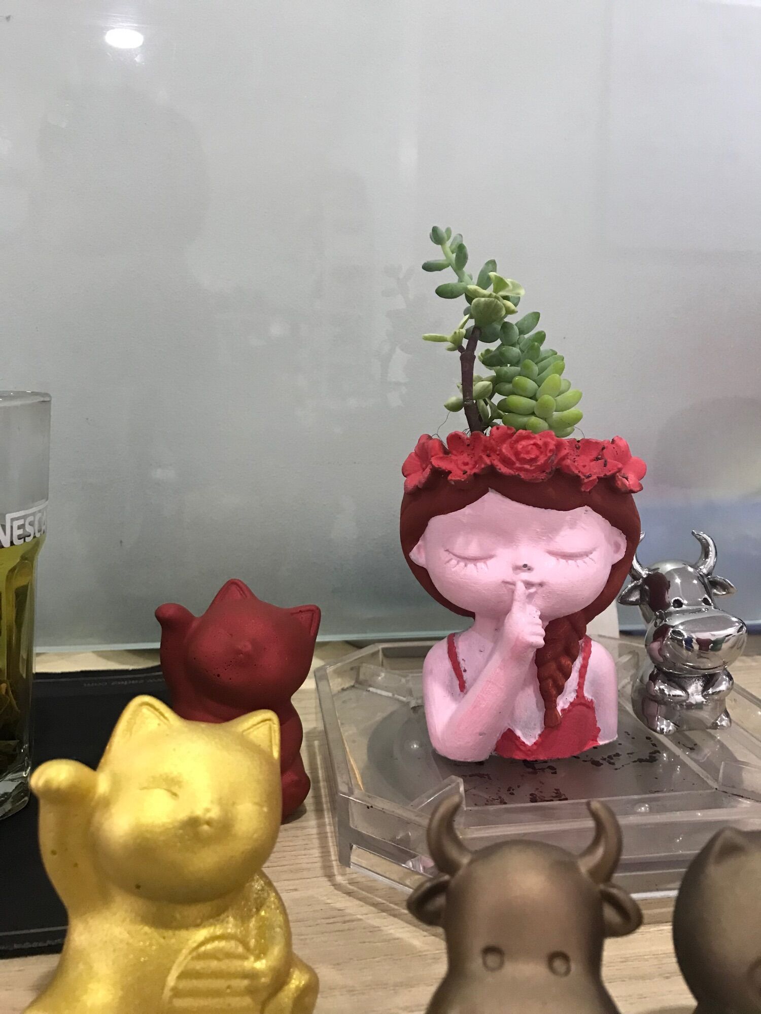 Table pots