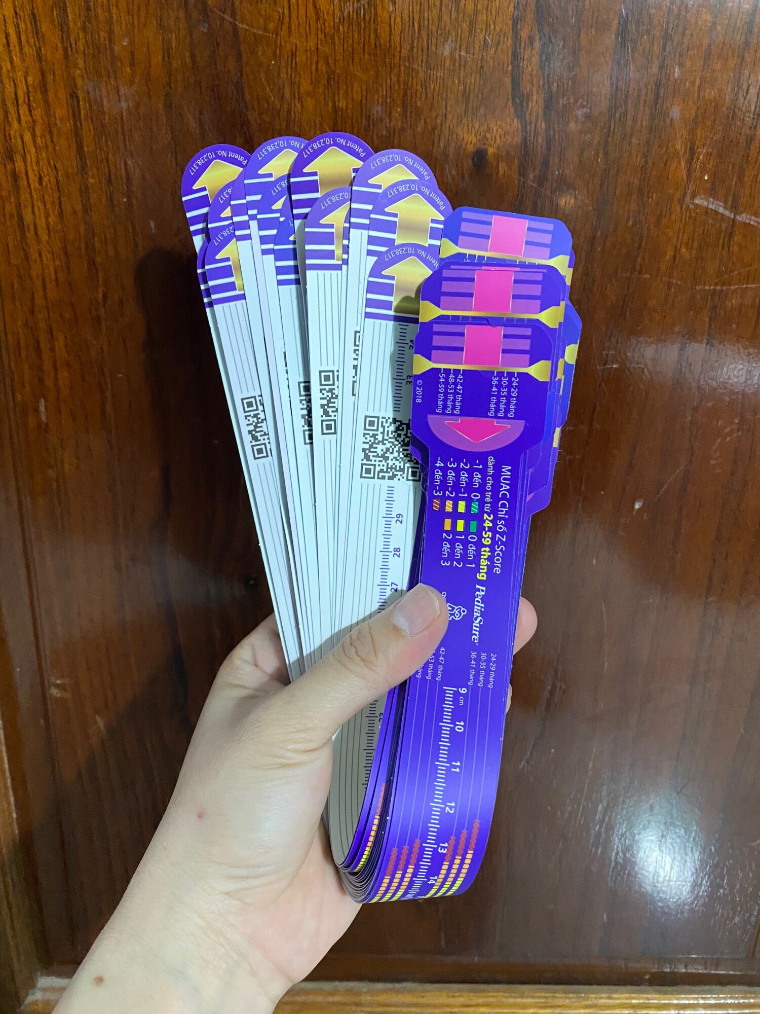 Thước đo MUAC Z-SCORE thước đo khoa học tình trạng dinh dưỡng cho bé