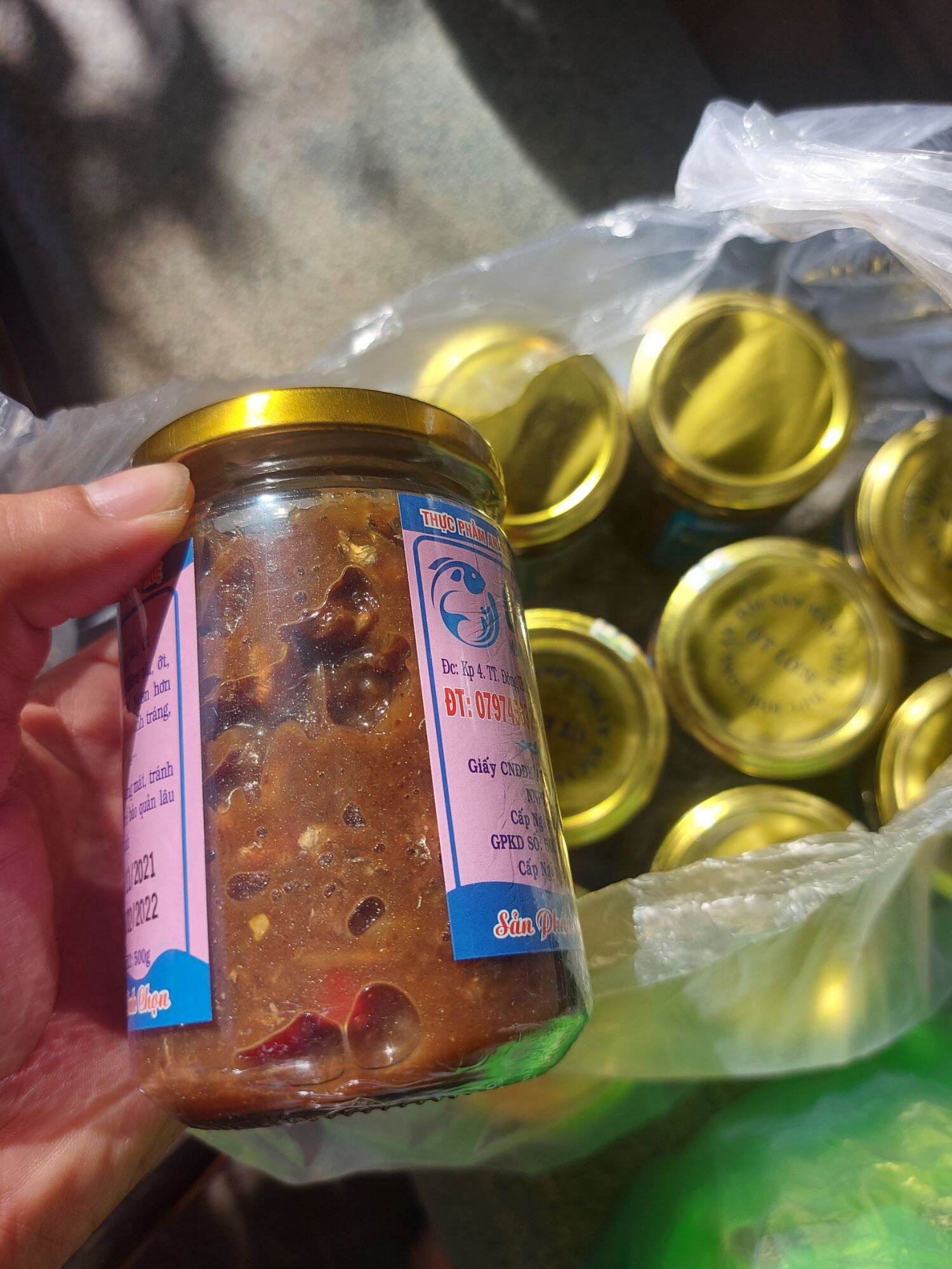 Đặc sản long an..mắm chua cá lia thia