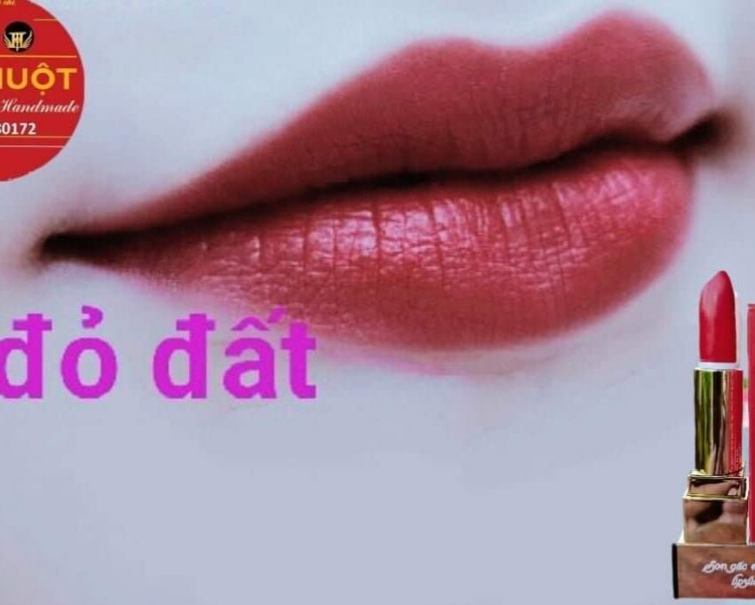 son gấc màu đỏ đất