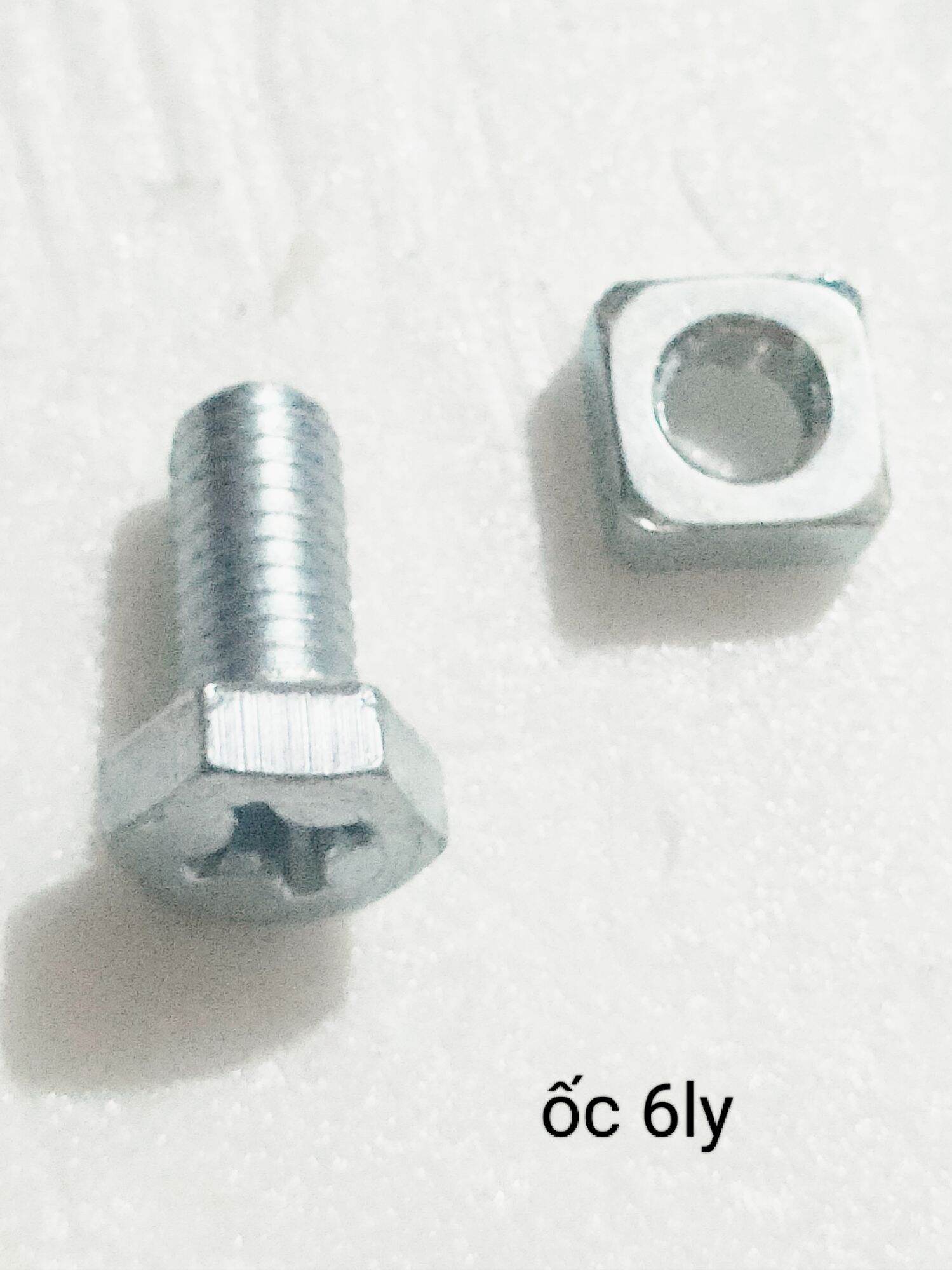 ỐC BÌNH ẮC QUY 5LY-6LY CÓ TÁN -10 BỘ...