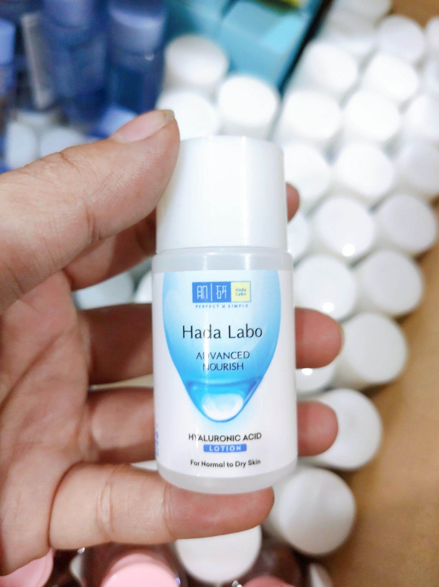 Dung dịch dưỡng ẩm tối ưu hada labo 20ml - cấp ẩm chuyên sâu, dưỡng da căng mịn sáng khỏe