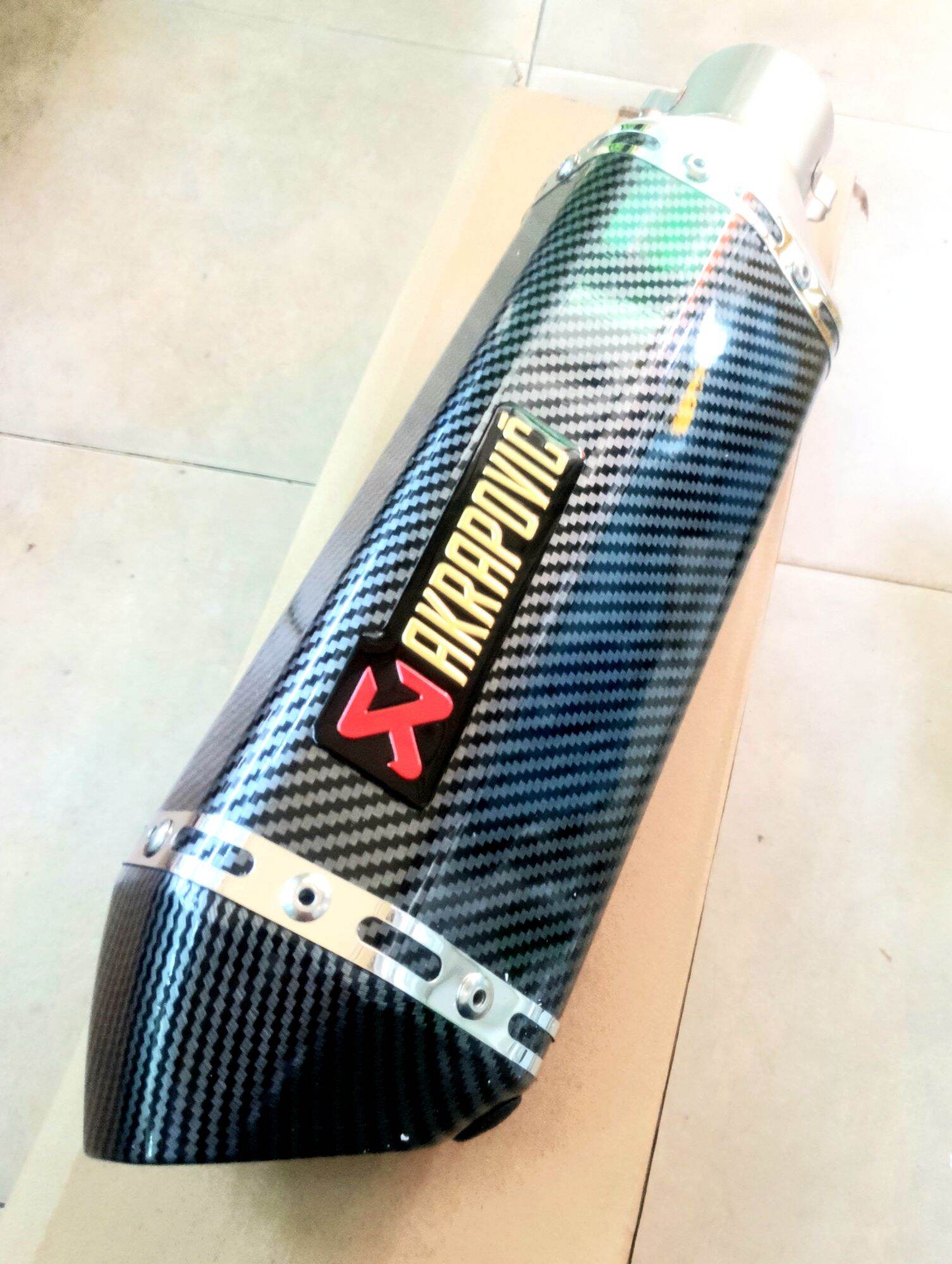 Pô Akrapovic cacbon - Giá chưa cổ