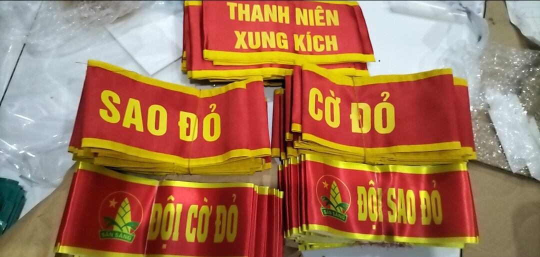 Băng cờ đỏ, băng sao đỏ, đội cờ đỏ, đội sao đỏ, băng thanh niên xung kích