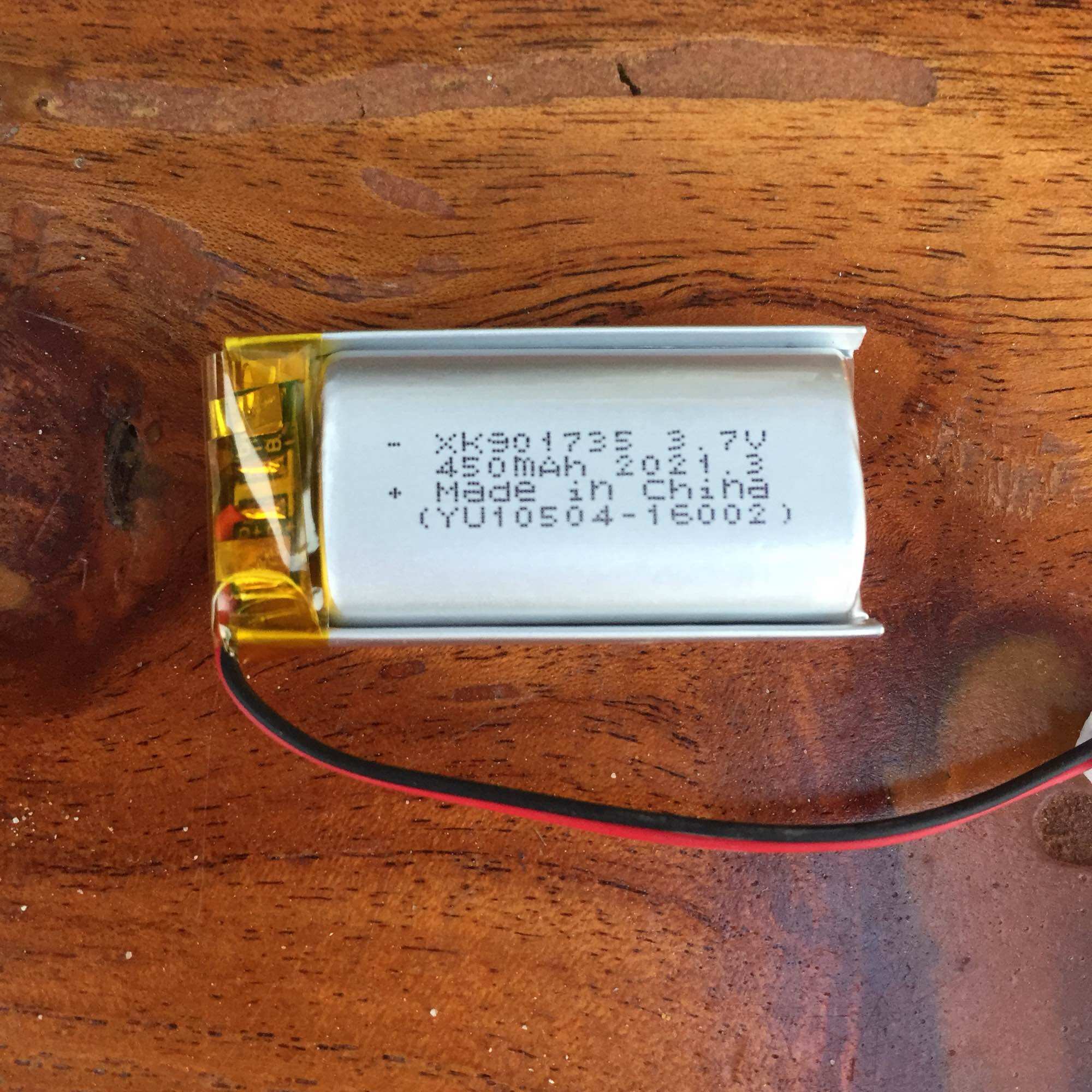 Pin lithium 3,7 v 450mah kt 3,5x1,6cm. có mạch sạc xả