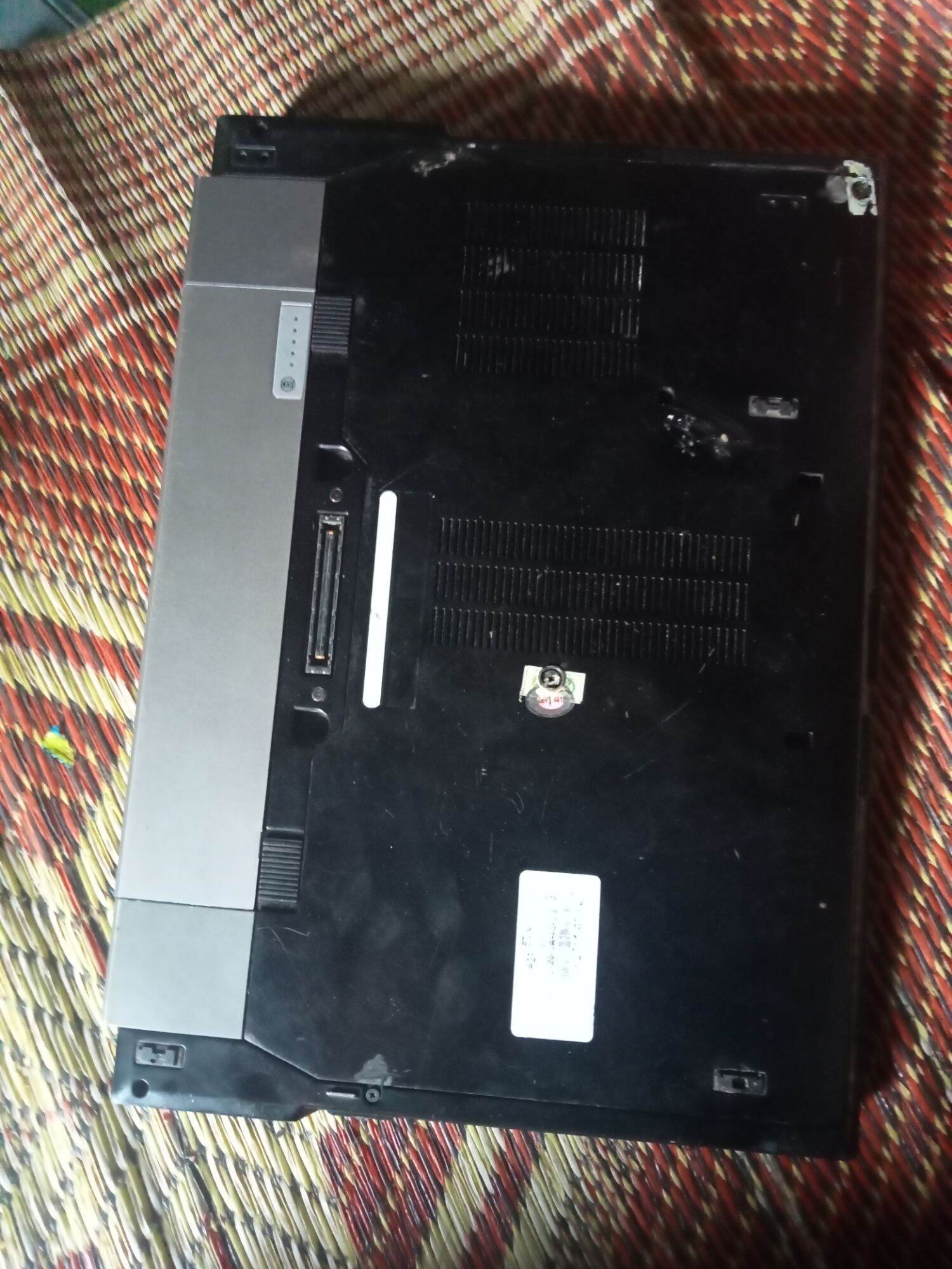 Laptop Giá rẻ. Laptop Dell latitude E6410